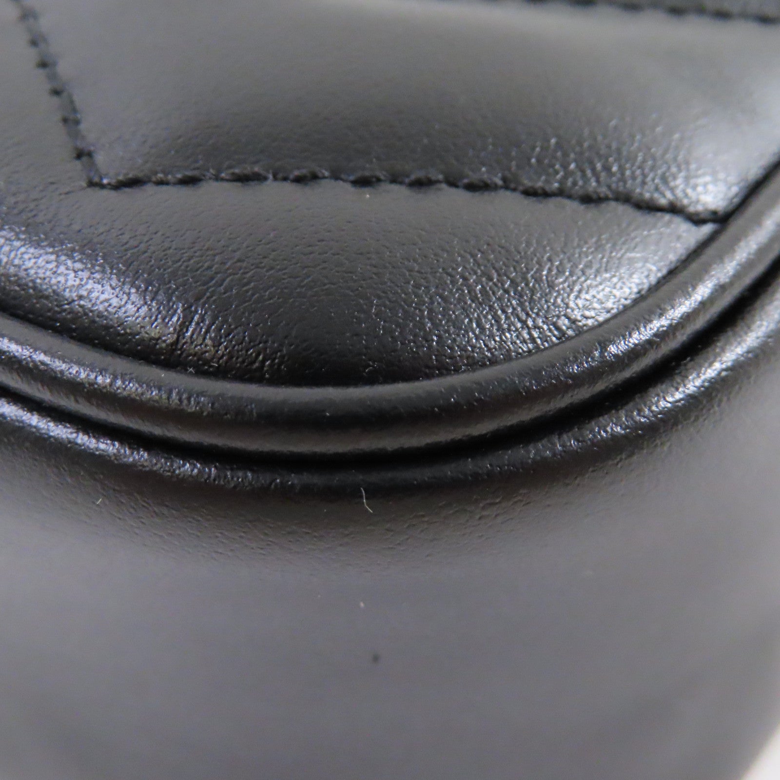GUCCI Chevron皮革GG Marmont Mini Camera Bag金扣肩背袋黑色
