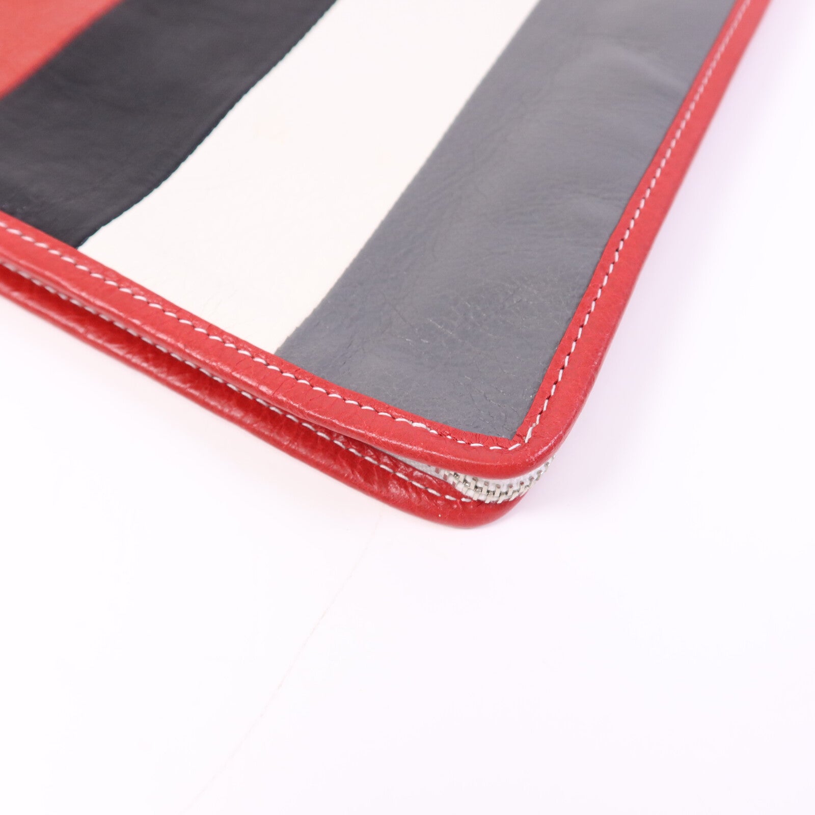 BALENCIAGA 牛皮皮革Clutch銀扣手拿包