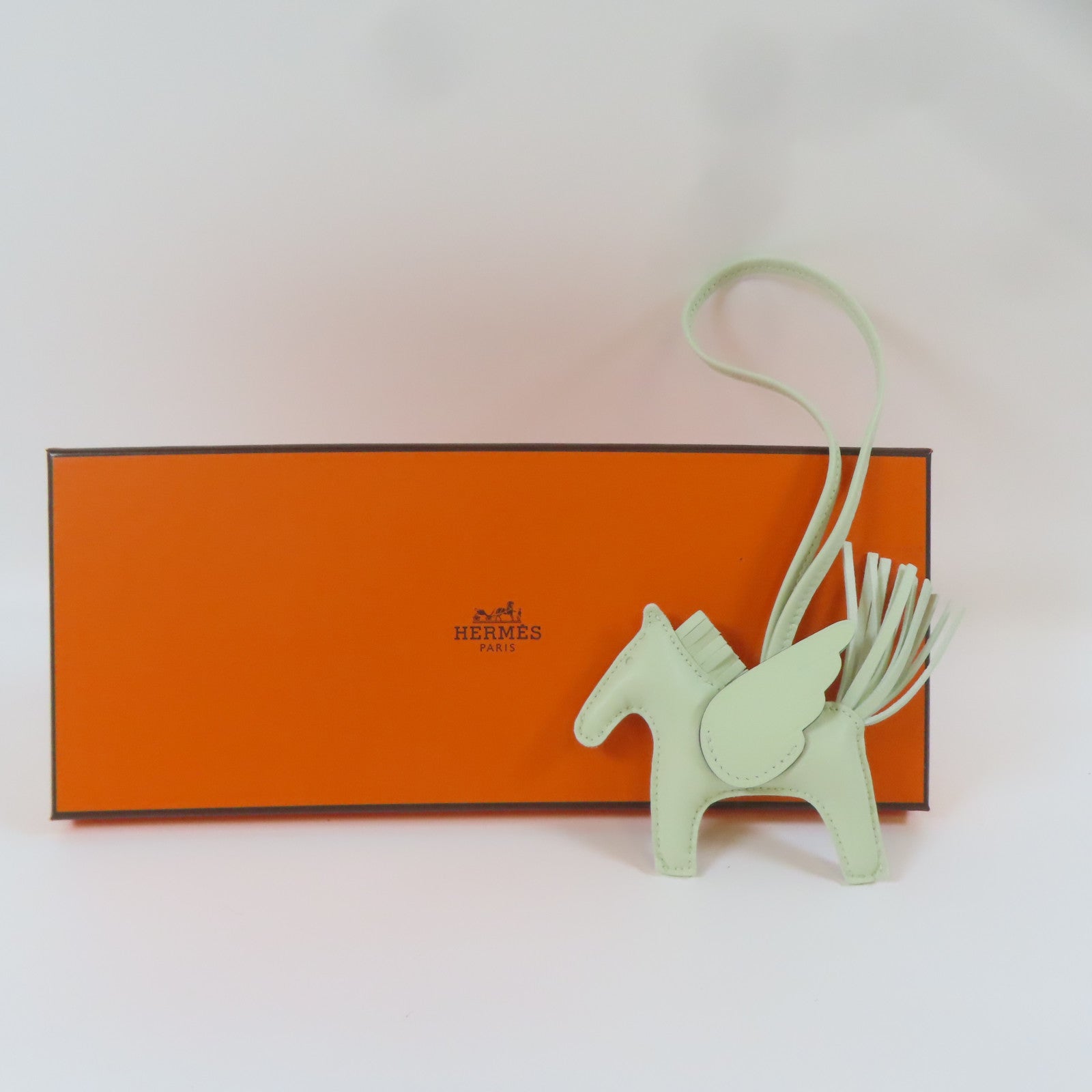 HERMES Swift皮革Rodeo Pegase PM掛飾Vert Fizz/淺綠色