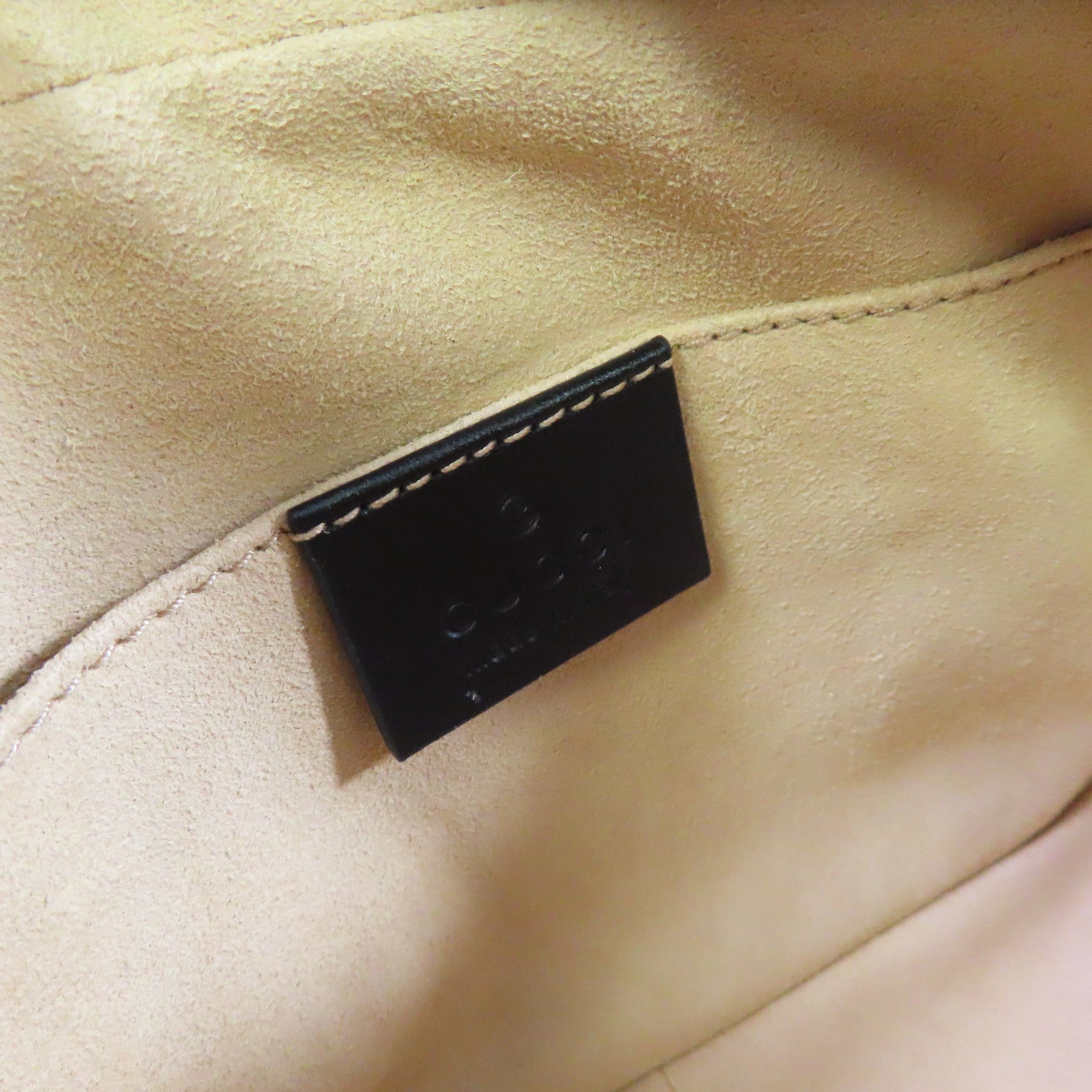 GUCCI Chevron皮革GG Marmont Mini Camera Bag金扣肩背袋黑色
