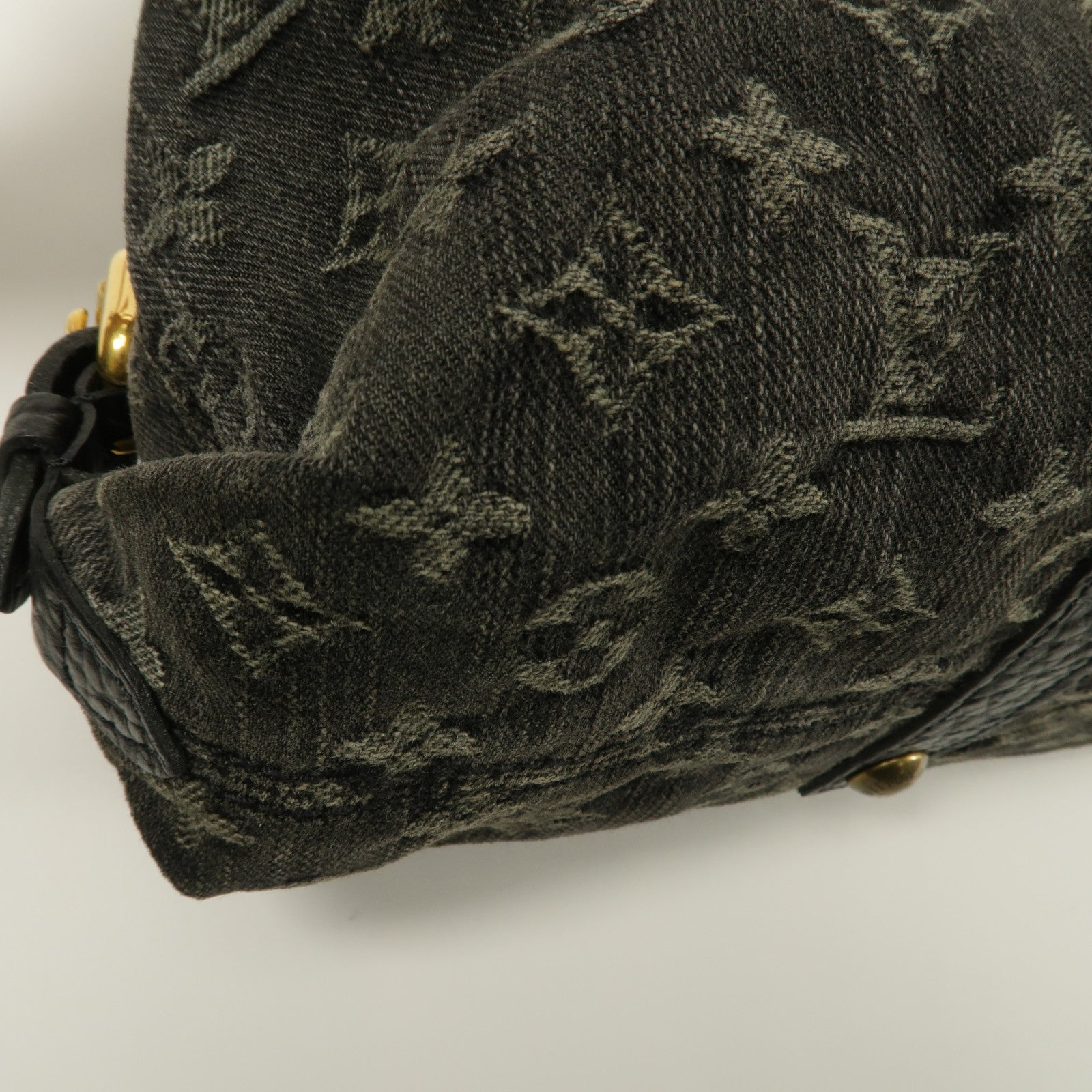 LOUIS VUITTON Monogram Denim Neo Cabby MM手挽肩背兩用袋
