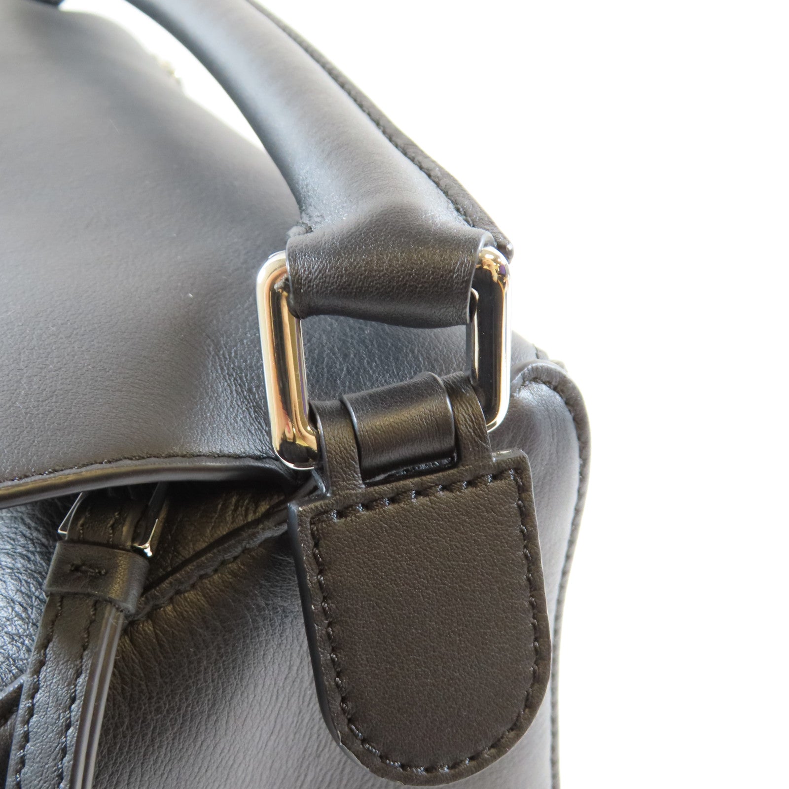 LOEWE 牛皮皮革Puzzle銀扣手挽肩背兩用袋黑色