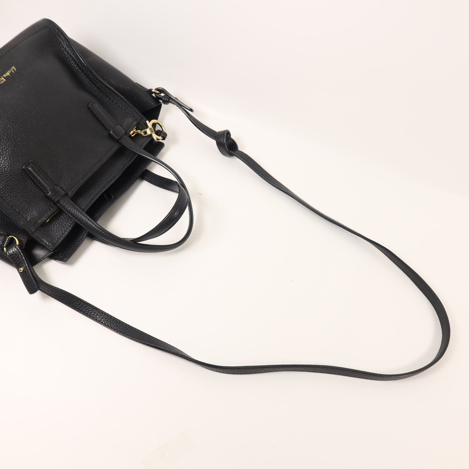 Salvatore Ferragamo 牛皮皮革Amy手挽肩背兩用袋