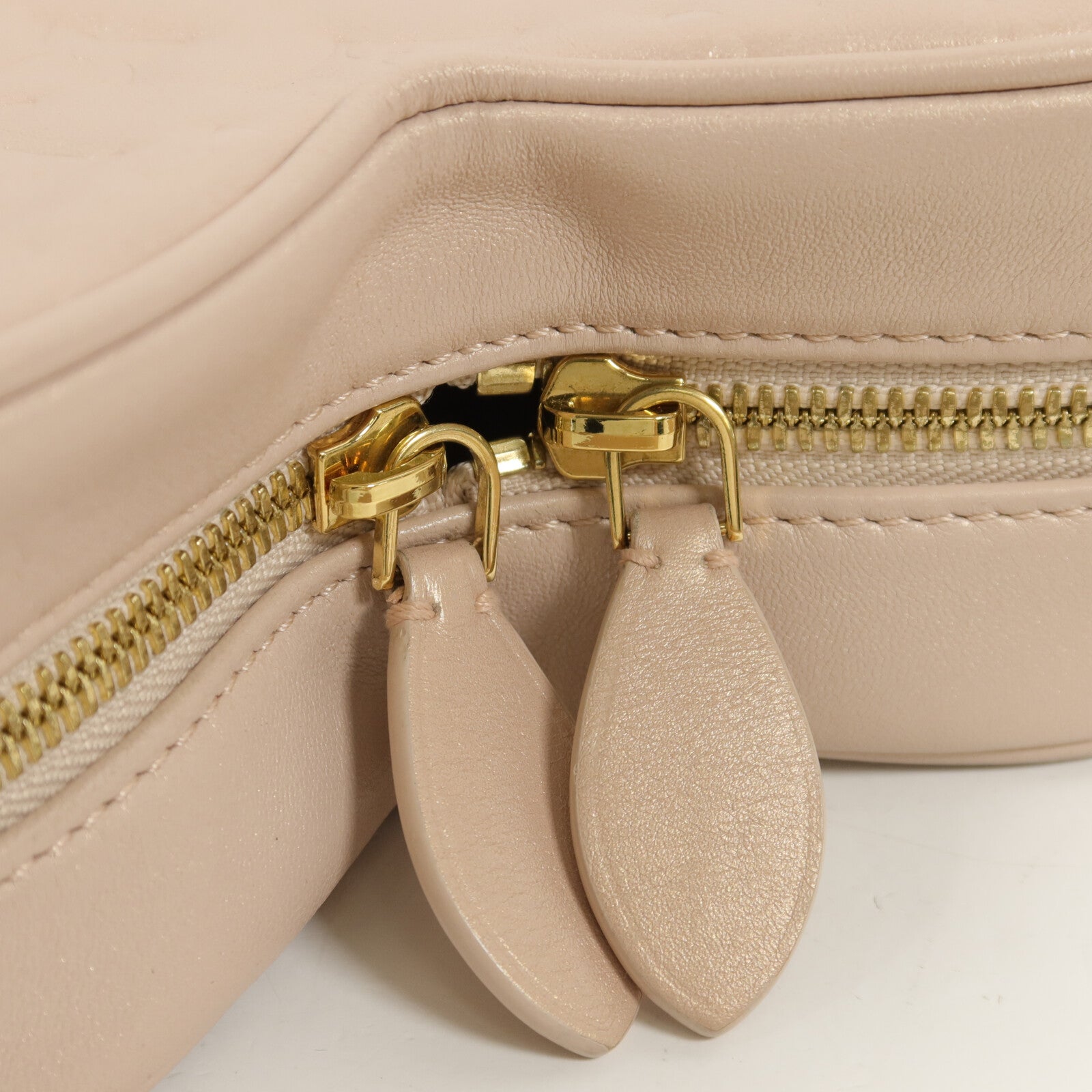 LOUIS VUITTON Monogram Empreinte Lamb Fall In Love肩背袋