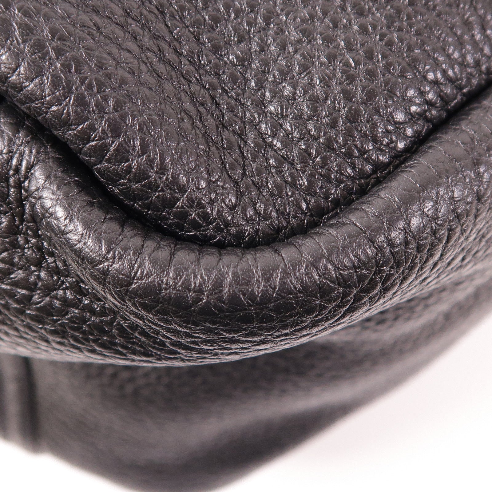 PRADA 牛皮皮革Shoulder Bag銀扣肩背袋