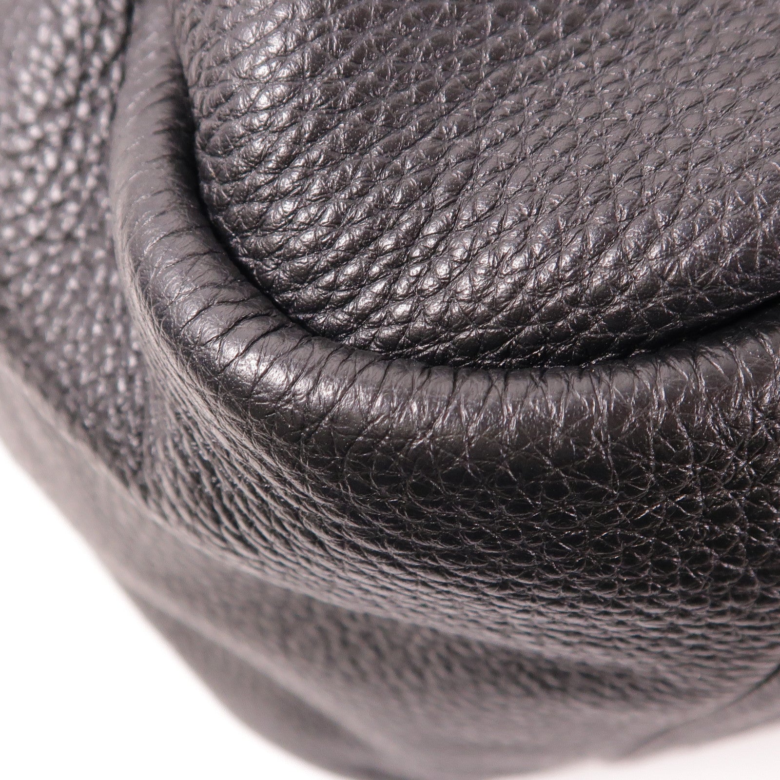 PRADA 牛皮皮革Shoulder Bag銀扣肩背袋