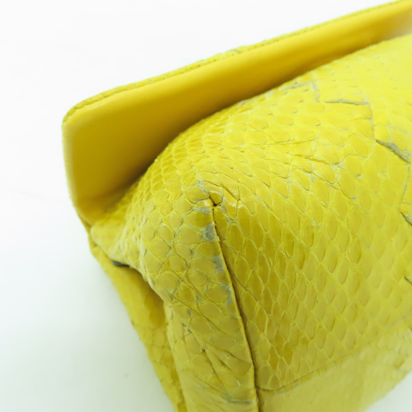 BOTTEGA VENETA 【清倉大減價】蛇皮皮革Clutch Bag手拿包黃色