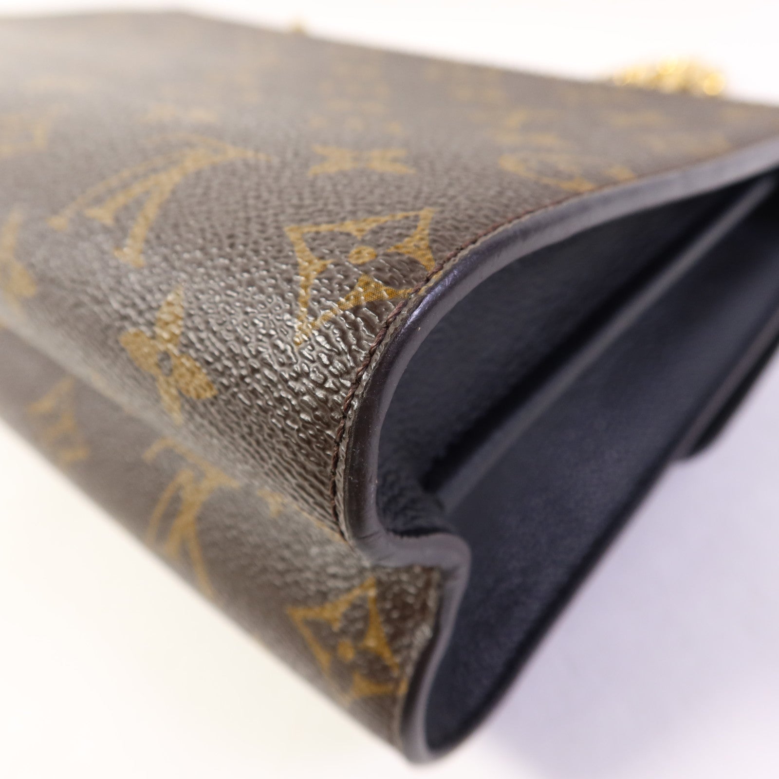 LOUIS VUITTON Monogram Victoire金扣鏈帶肩背袋