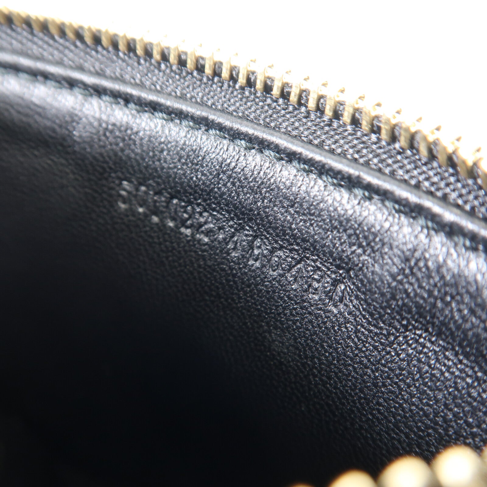 Alexander McQueen 牛皮皮革Card Case金扣卡片套