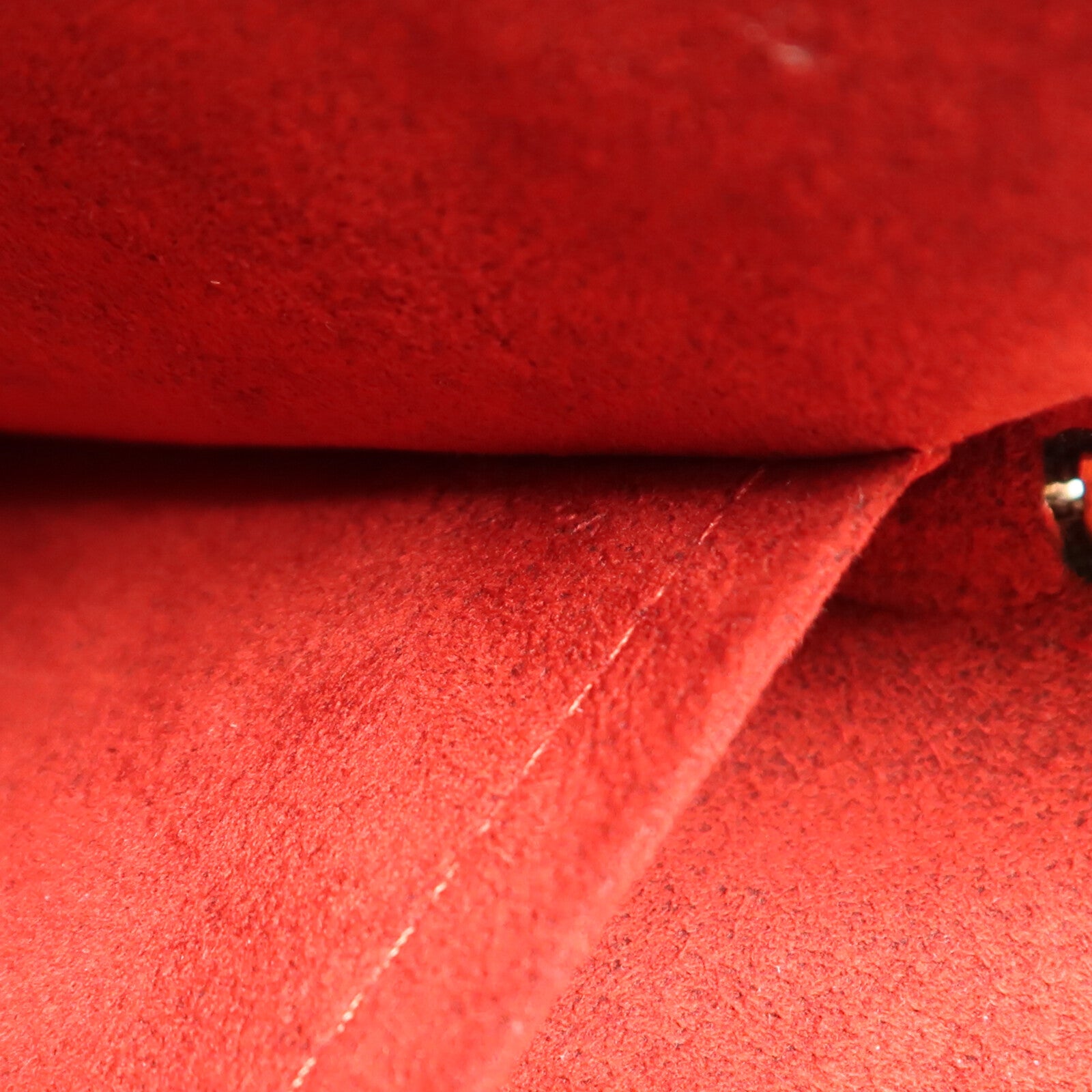 LOUIS VUITTON Monogram Coussin GM金扣肩背袋