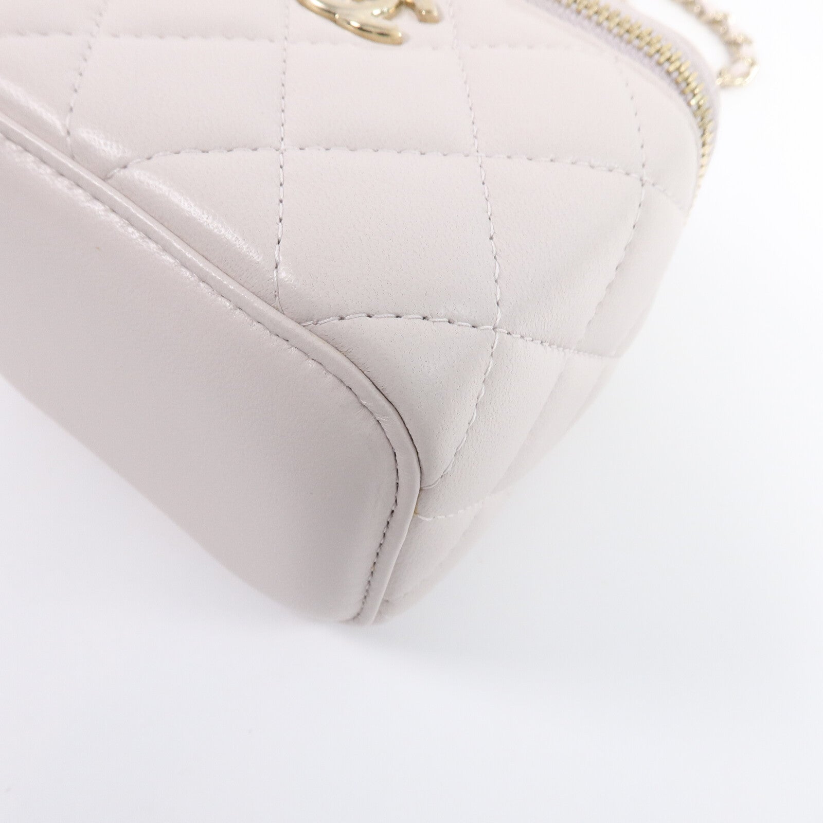 CHANEL 羊皮皮革Vanity Case鏈帶肩背袋