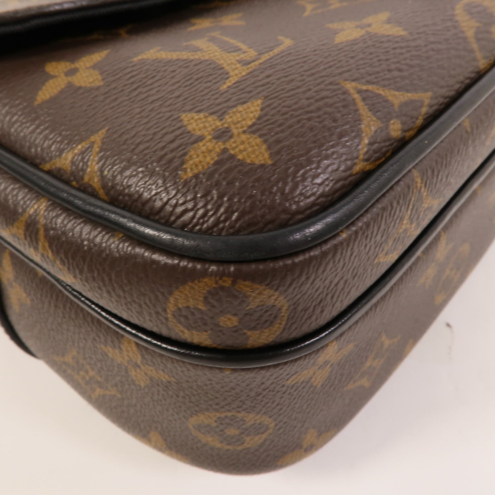LOUIS VUITTON Monogram S Lock Messengar手挽肩背兩用袋