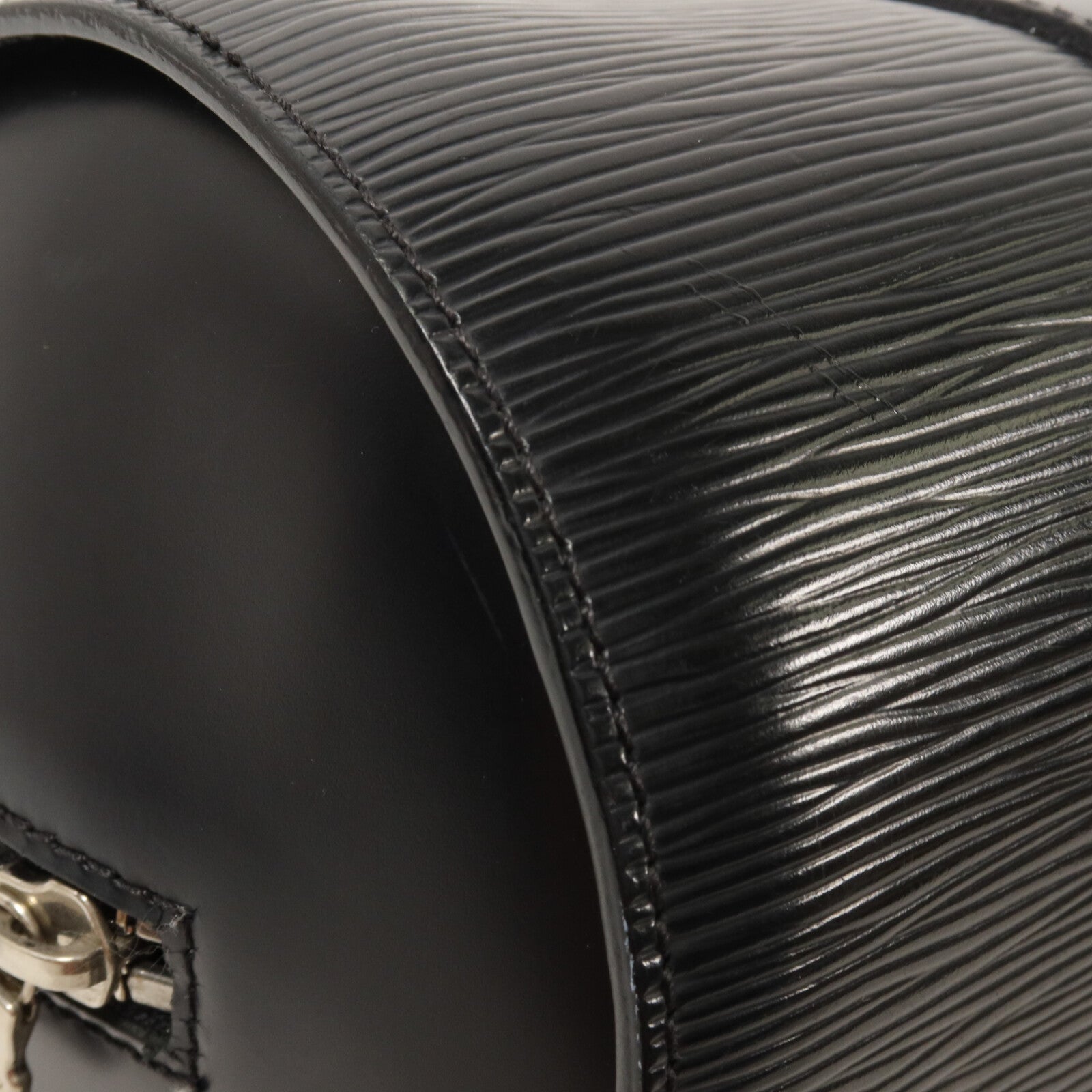 LOUIS VUITTON Epi Soufflot肩背袋