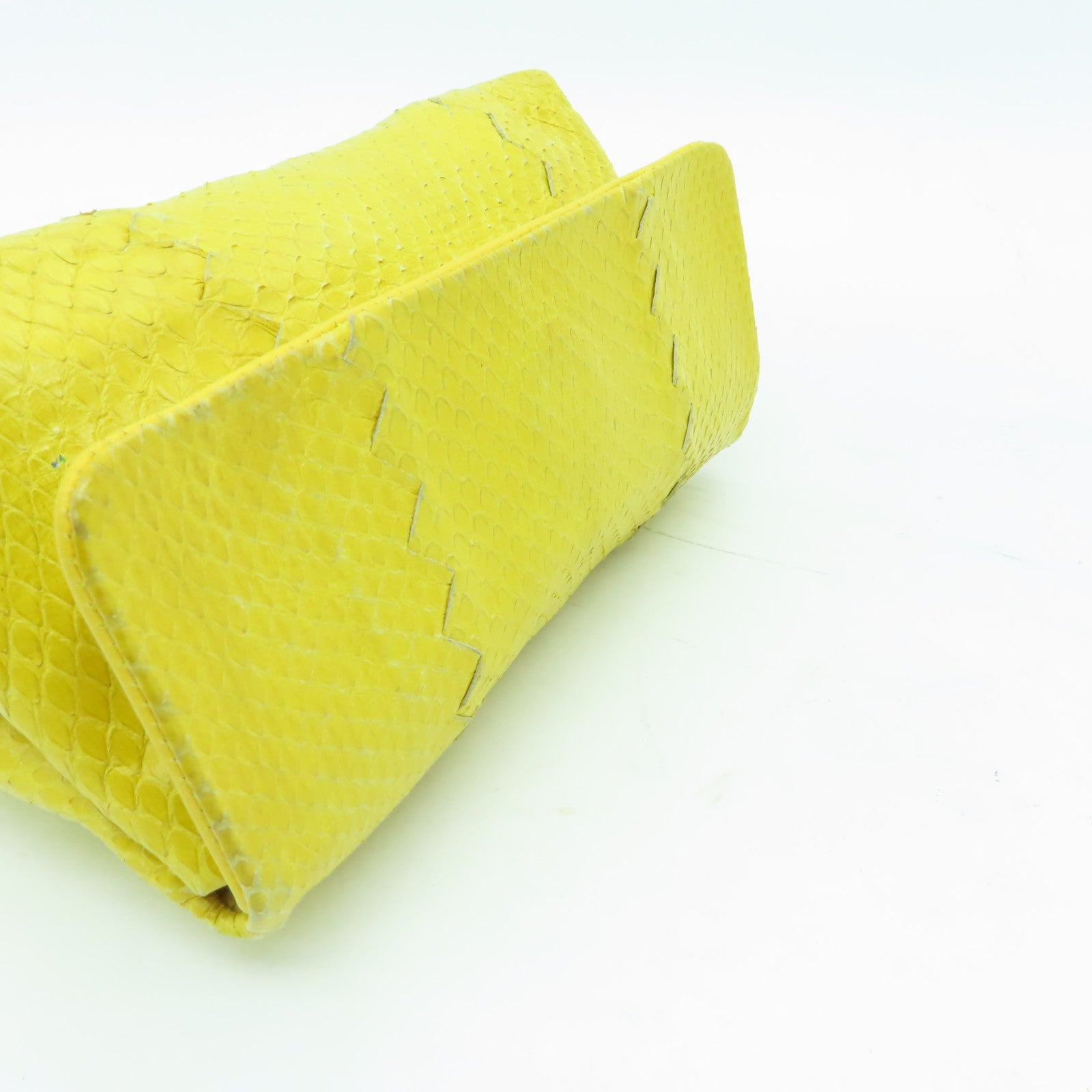 BOTTEGA VENETA 【清倉大減價】蛇皮皮革Clutch Bag手拿包黃色