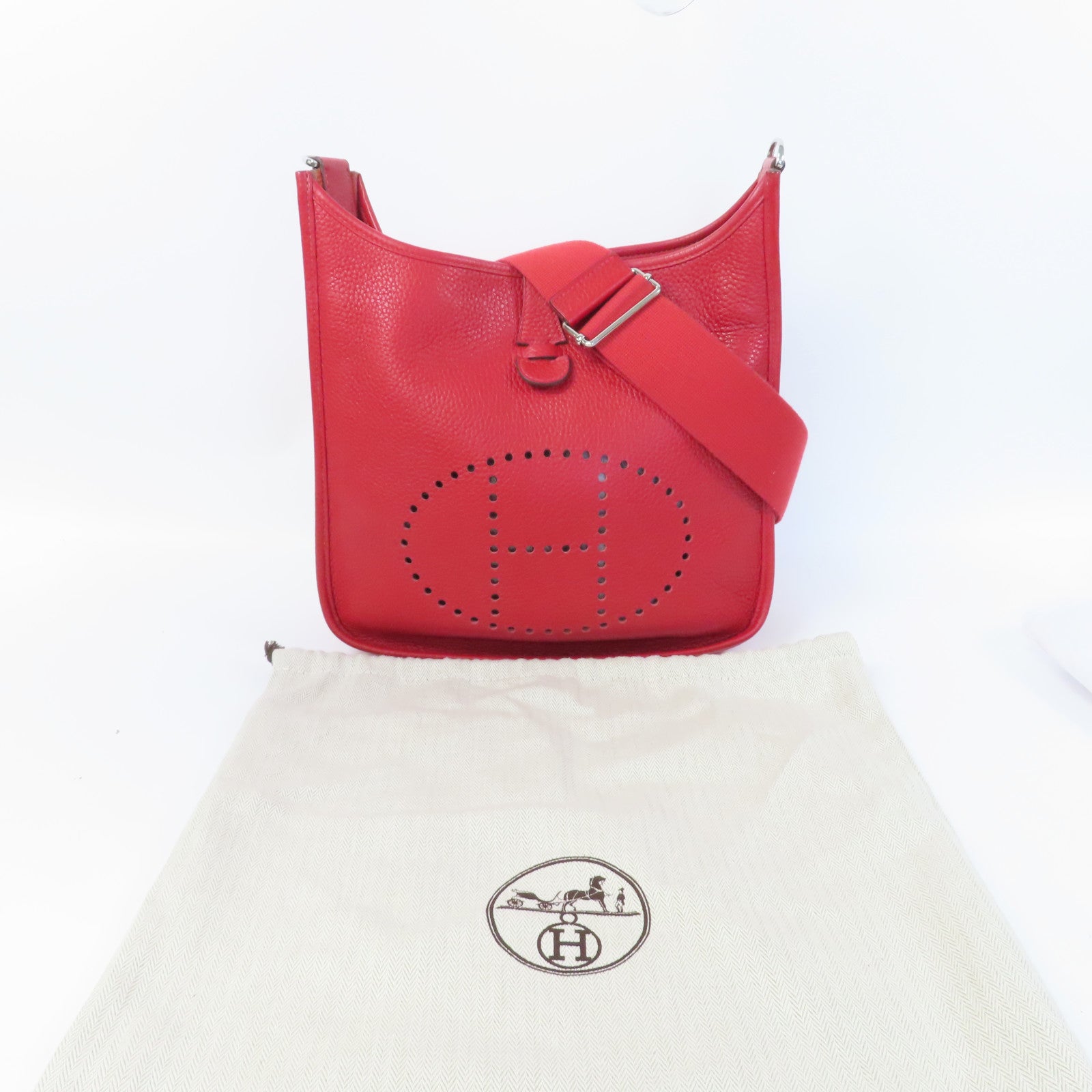 HERMES Clemence皮革Evelyne PM銀扣肩背袋Rouge Casaque法拉利紅色