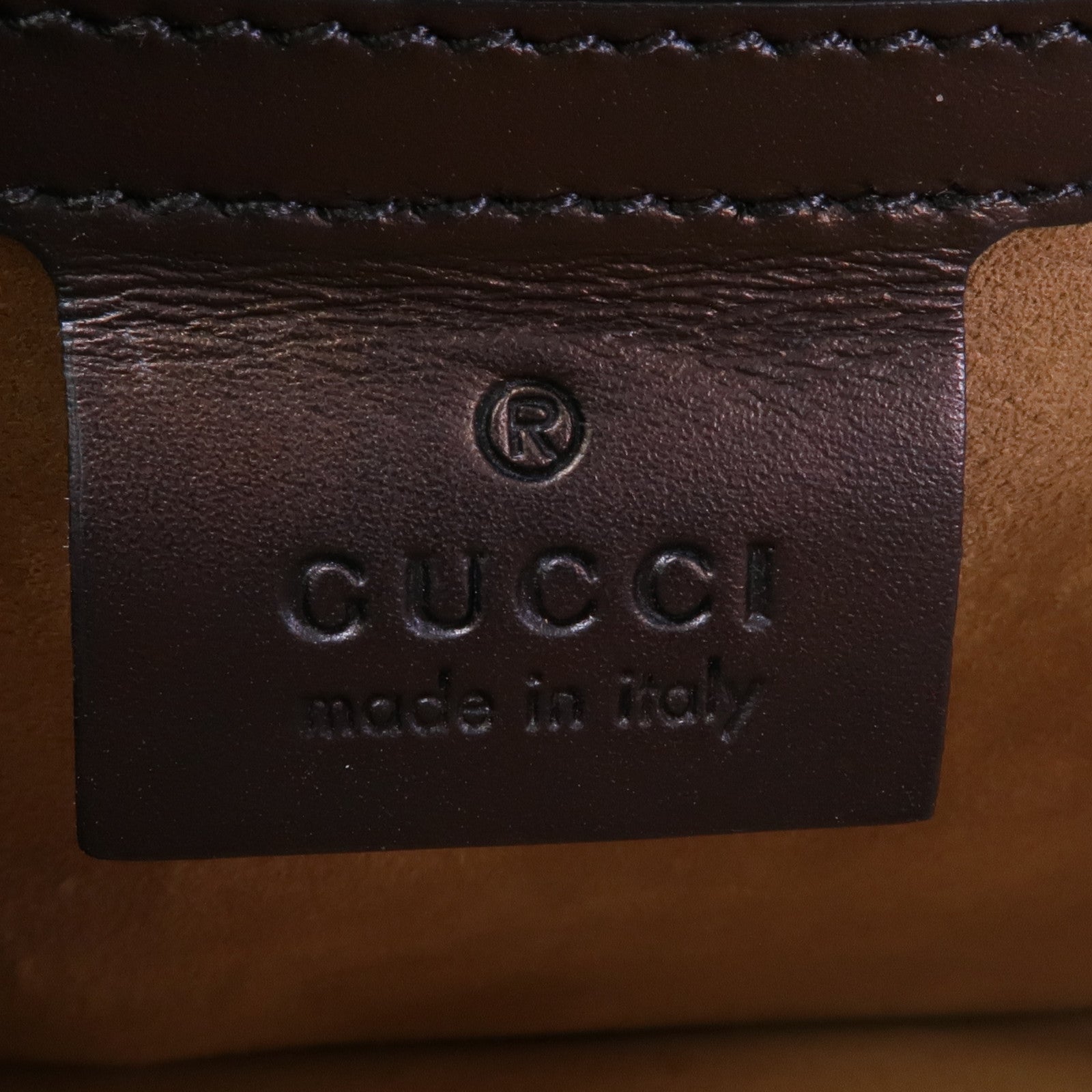 GUCCI 牛皮皮革Sylvie金扣肩背袋
