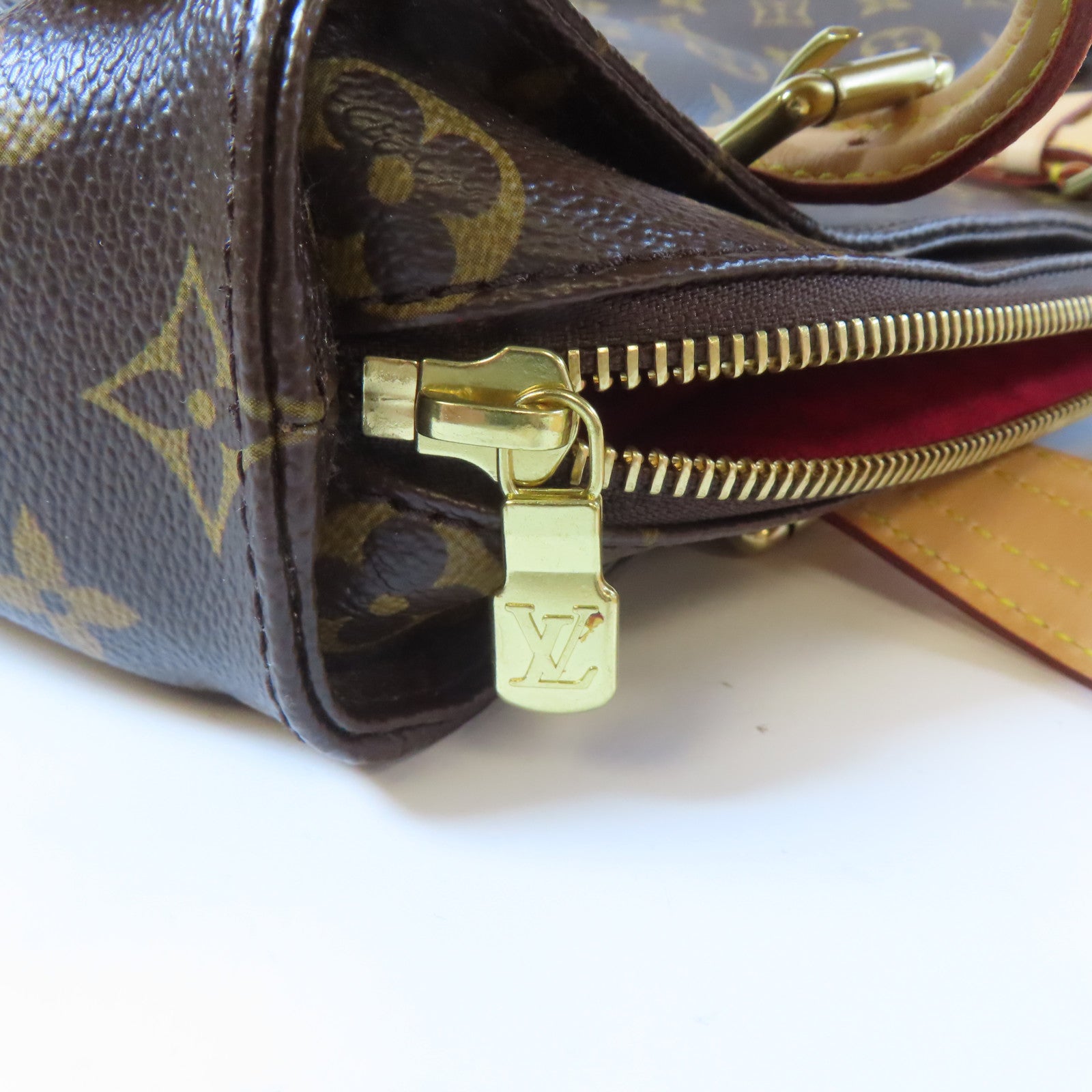 LOUIS VUITTON Monogram Multipli-Cite金扣肩背袋啡色