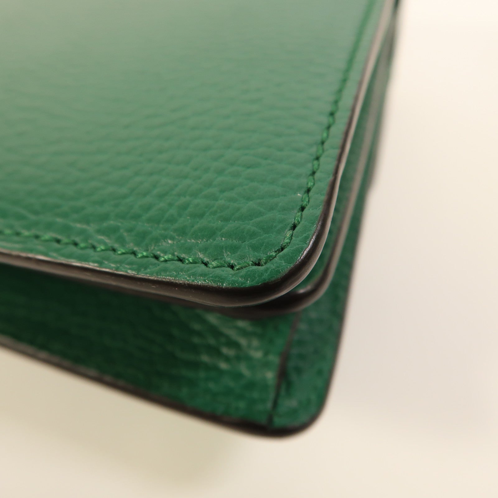 GUCCI 牛皮皮革Dionysus鏈帶肩背袋