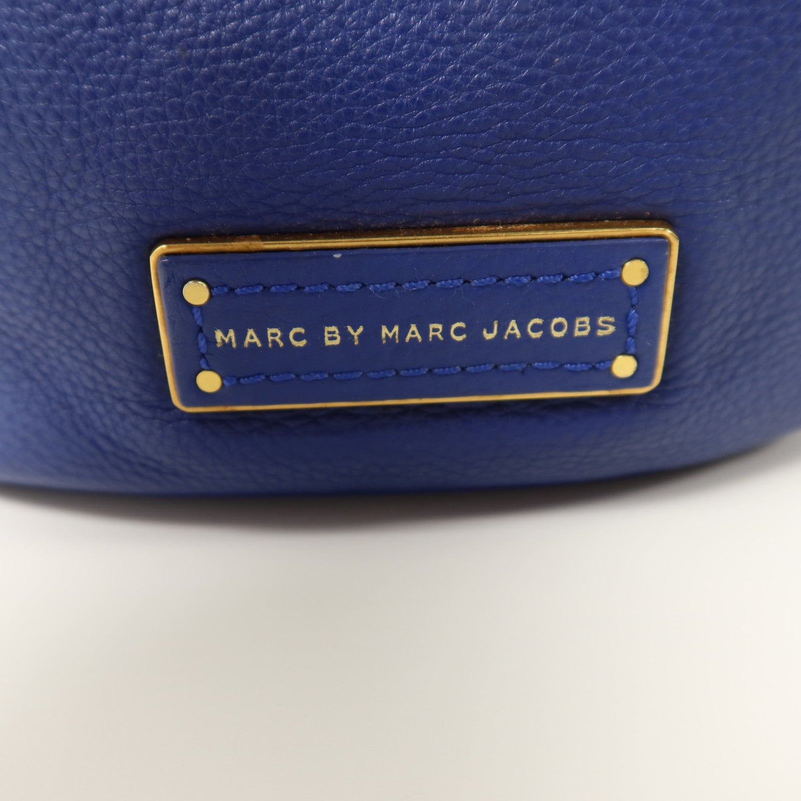 MARC BY MARC JACOBS 牛皮皮革Too Hot To Handle Mini金扣肩背袋