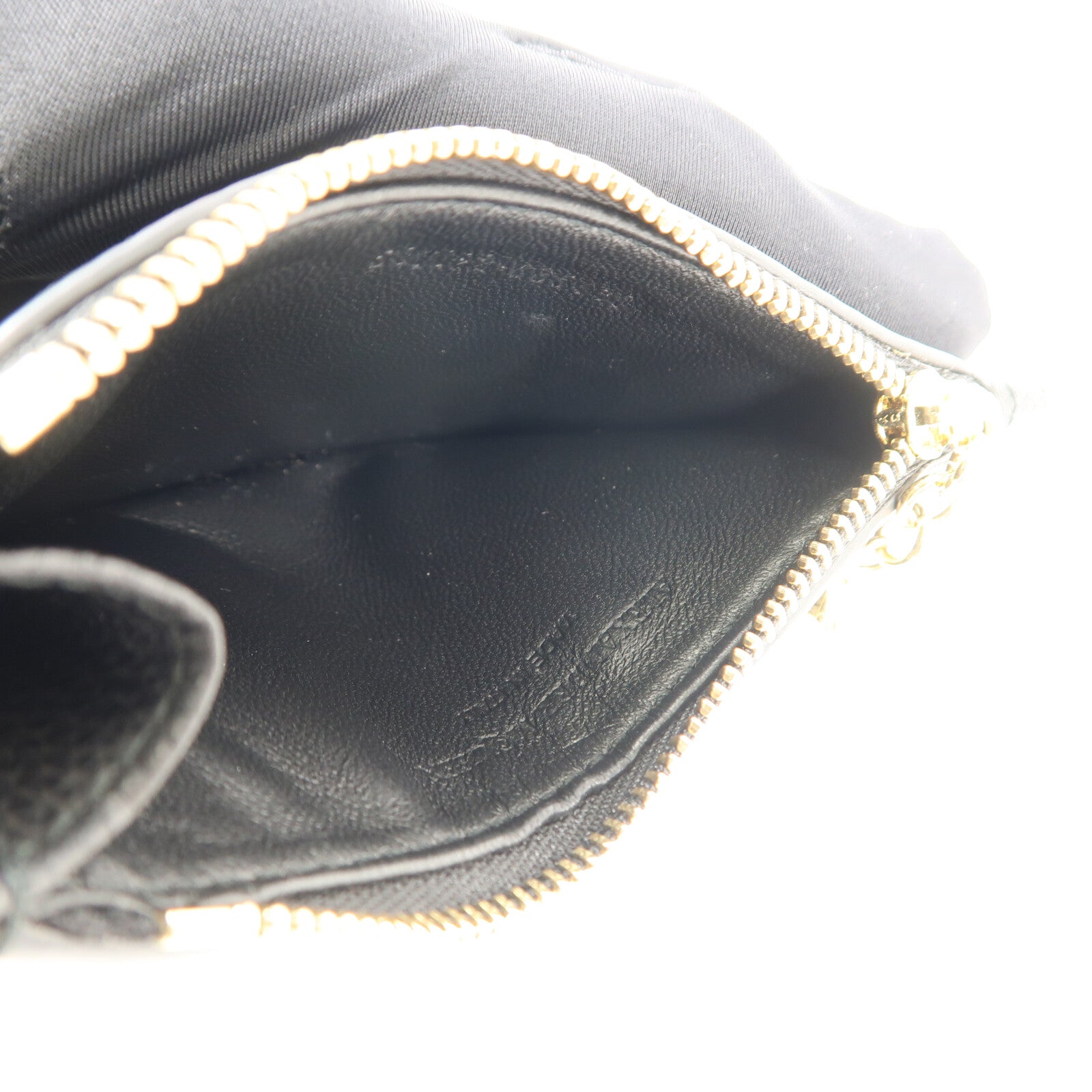 Alexander McQueen 牛皮皮革Card Case金扣卡片套