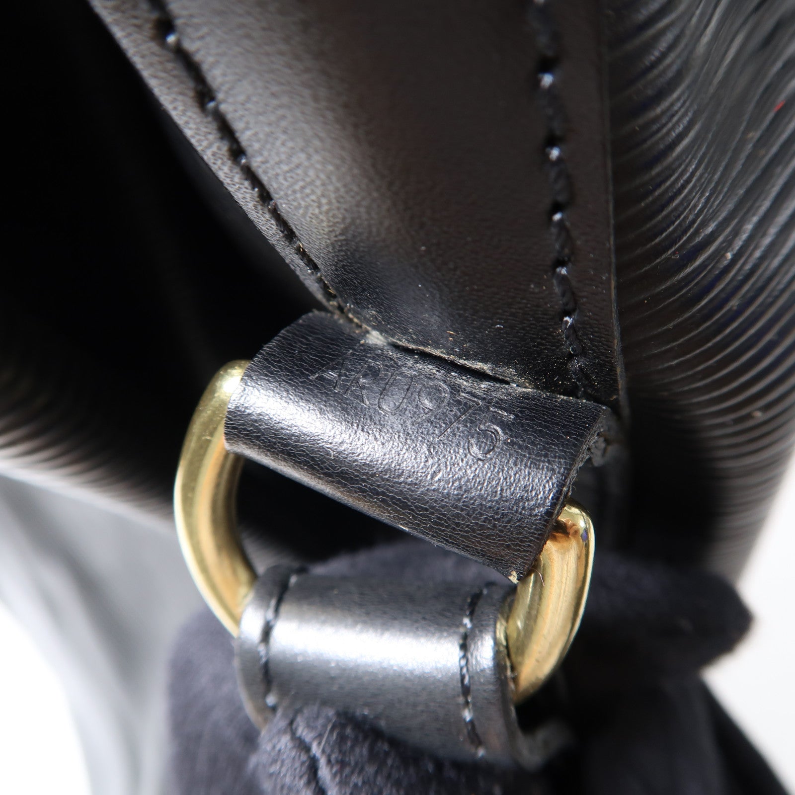 LOUIS VUITTON Epi Noe金扣肩背袋黑色