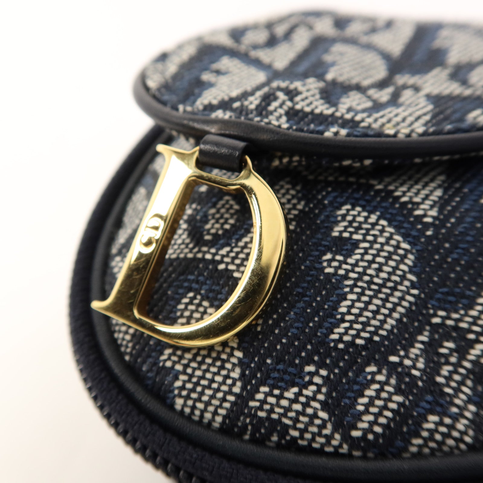 Dior 帆布Pouch金扣手拿包