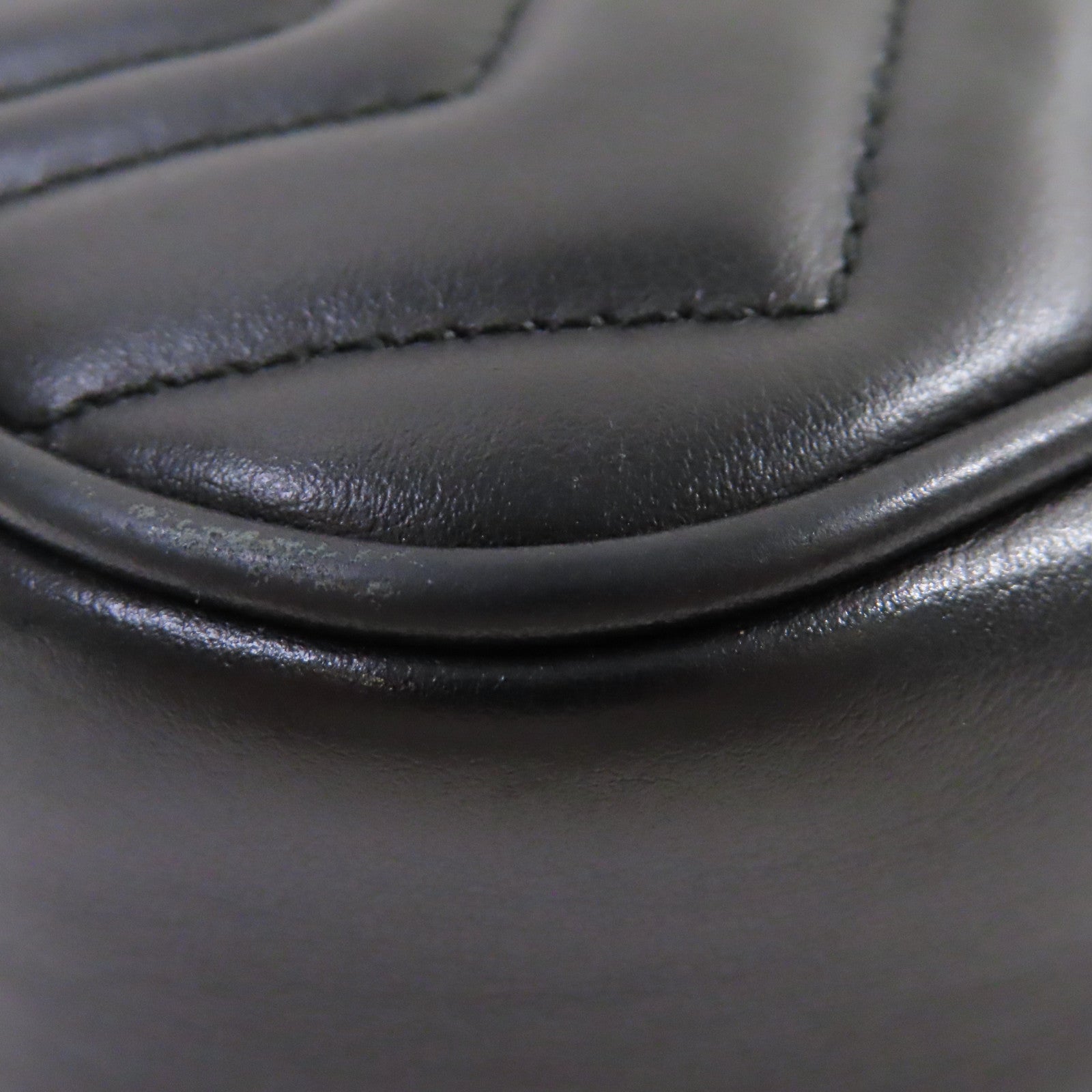 GUCCI Chevron皮革GG Marmont Mini Chain Shoulder Bag金扣肩背袋黑色