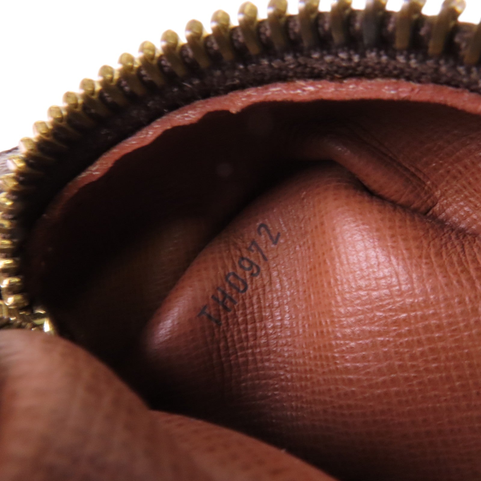 LOUIS VUITTON Monogram Nile金扣肩背袋