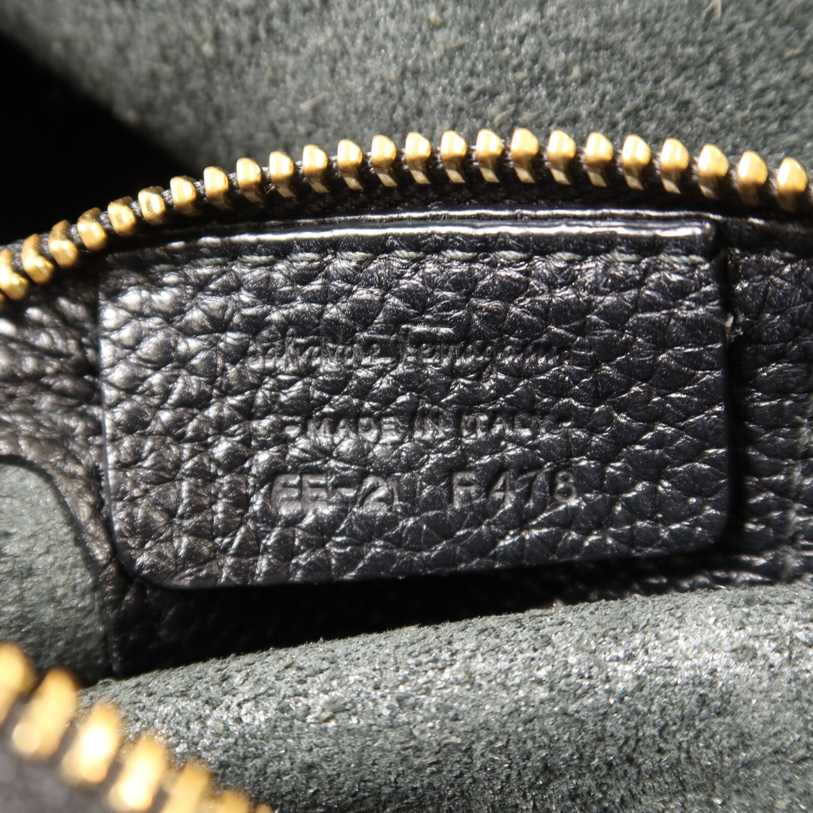 Salvatore Ferragamo 牛皮皮革Amy手挽肩背兩用袋