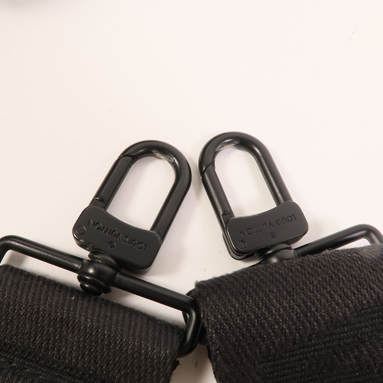 LOUIS VUITTON Monogram S Lock Messengar手挽肩背兩用袋