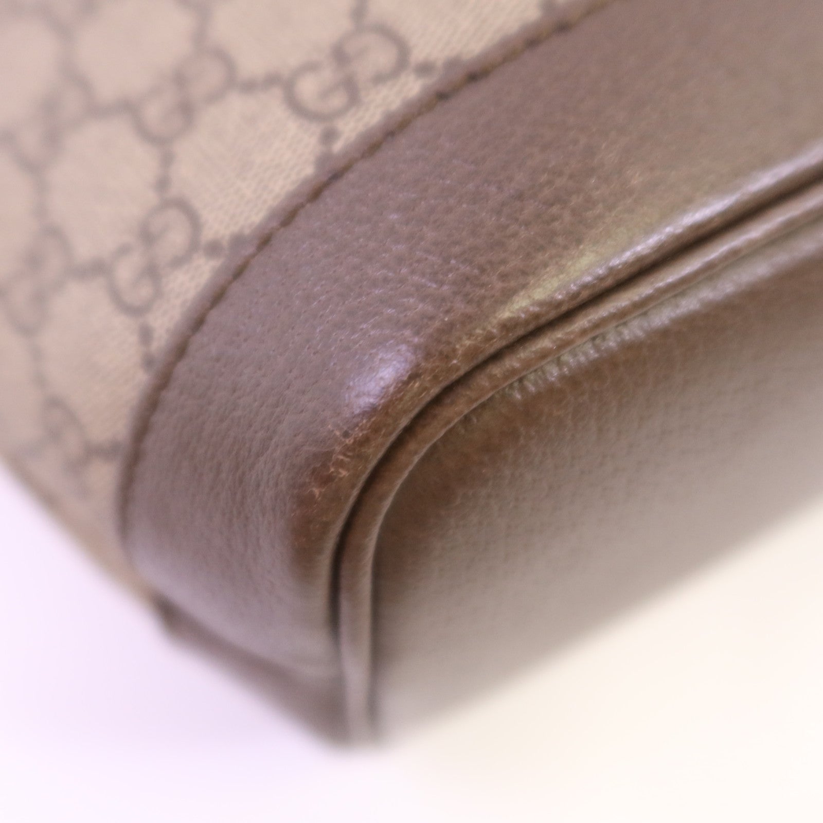 GUCCI 塗層帆布GG Supreme肩背袋