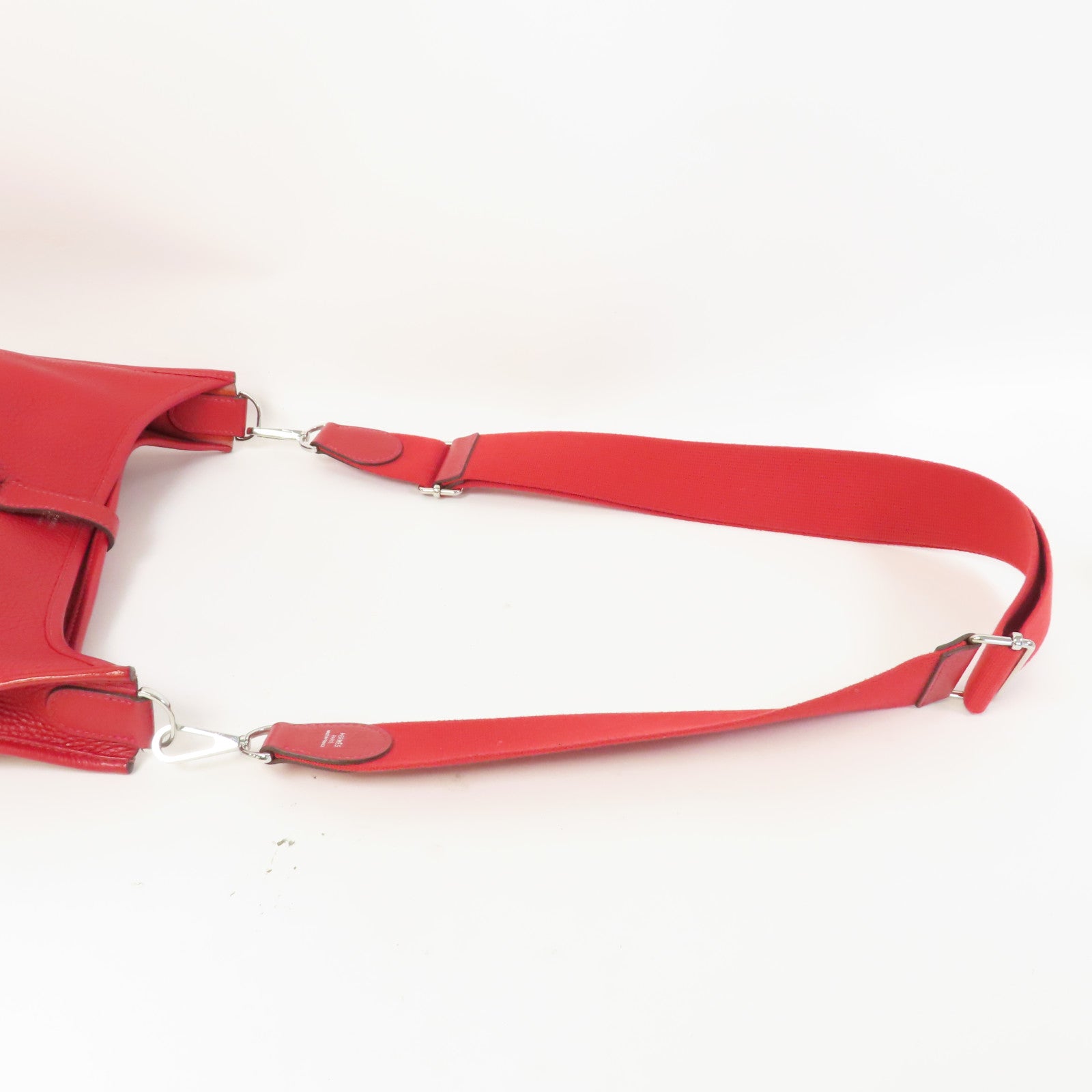 HERMES Clemence皮革Evelyne PM銀扣肩背袋Rouge Casaque法拉利紅色