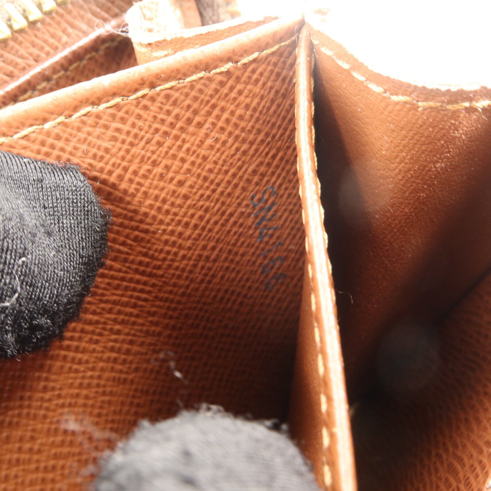 LOUIS VUITTON Monogram Zippy Coin Purse零錢包