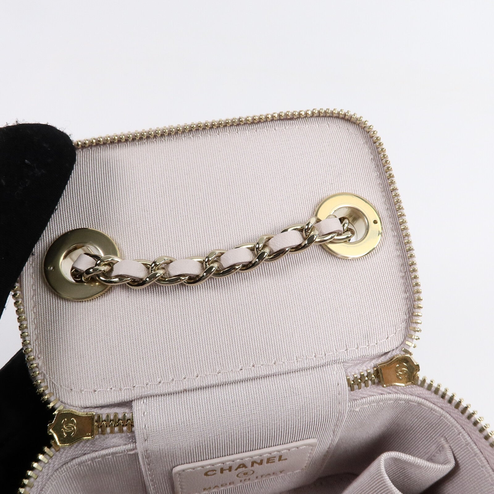 CHANEL 羊皮皮革Vanity Case鏈帶肩背袋