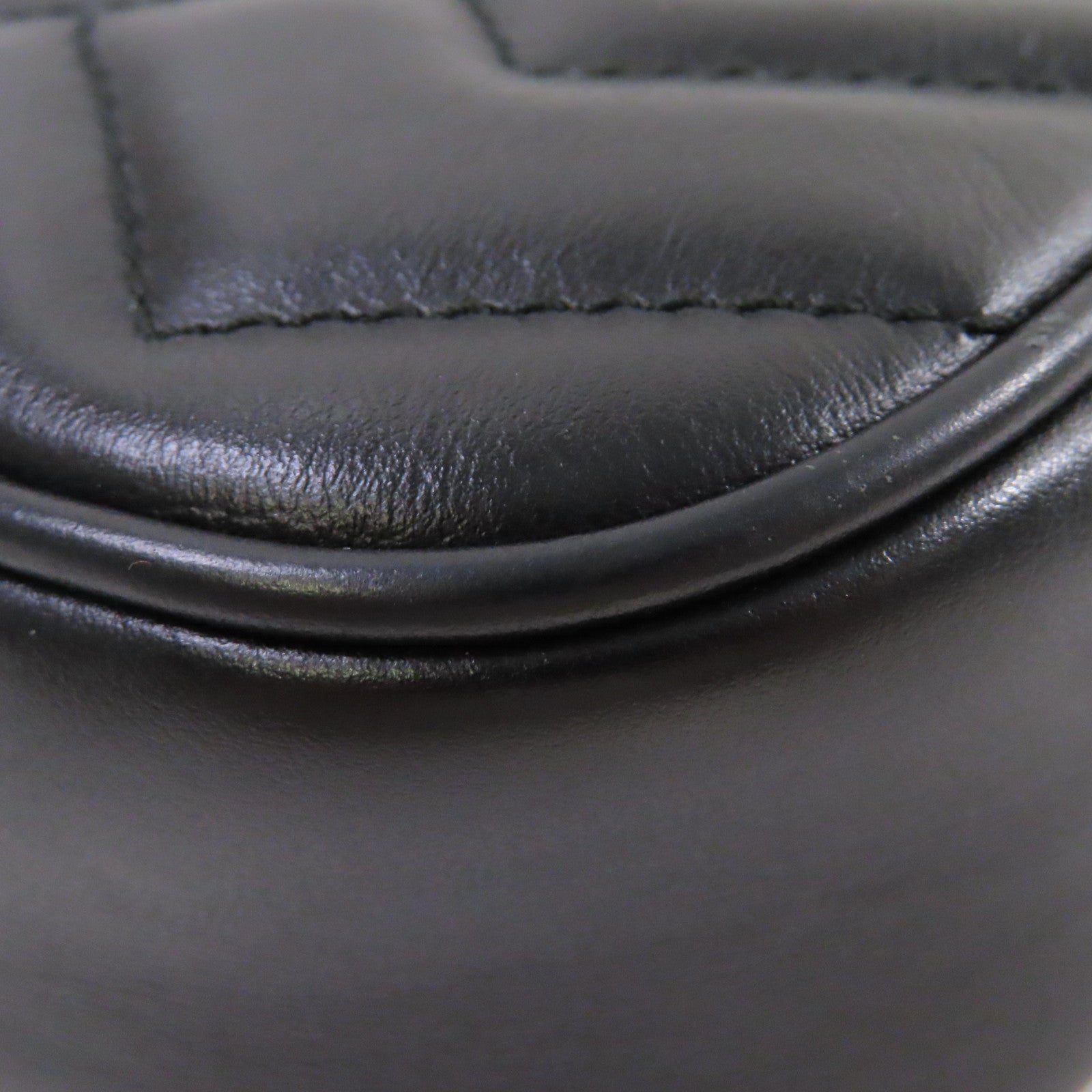 GUCCI Chevron皮革GG Marmont Mini Chain Shoulder Bag金扣肩背袋黑色