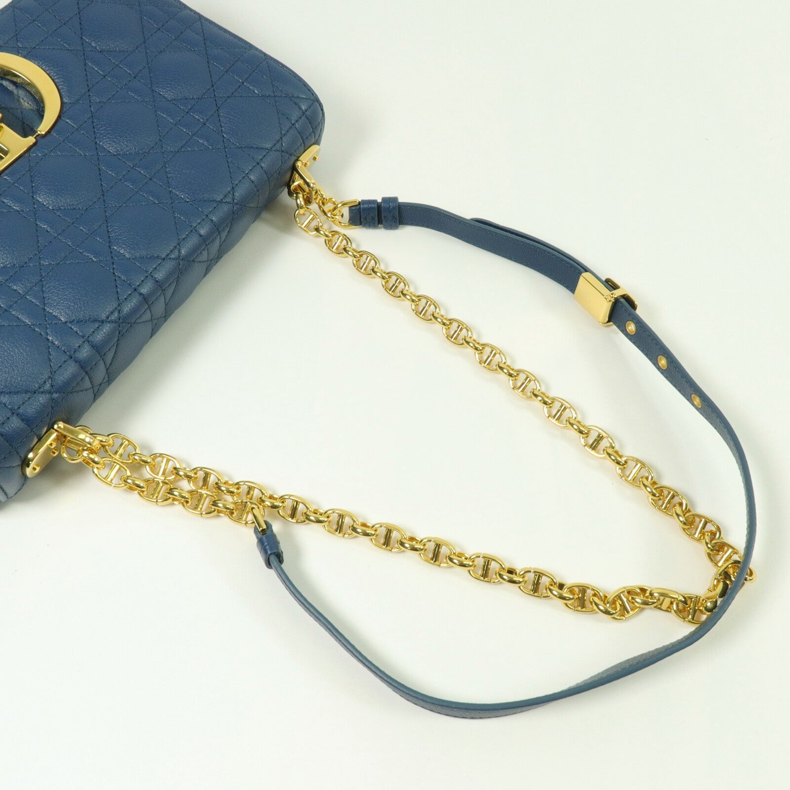 Dior 牛皮皮革Caro Medium鏈帶肩背袋