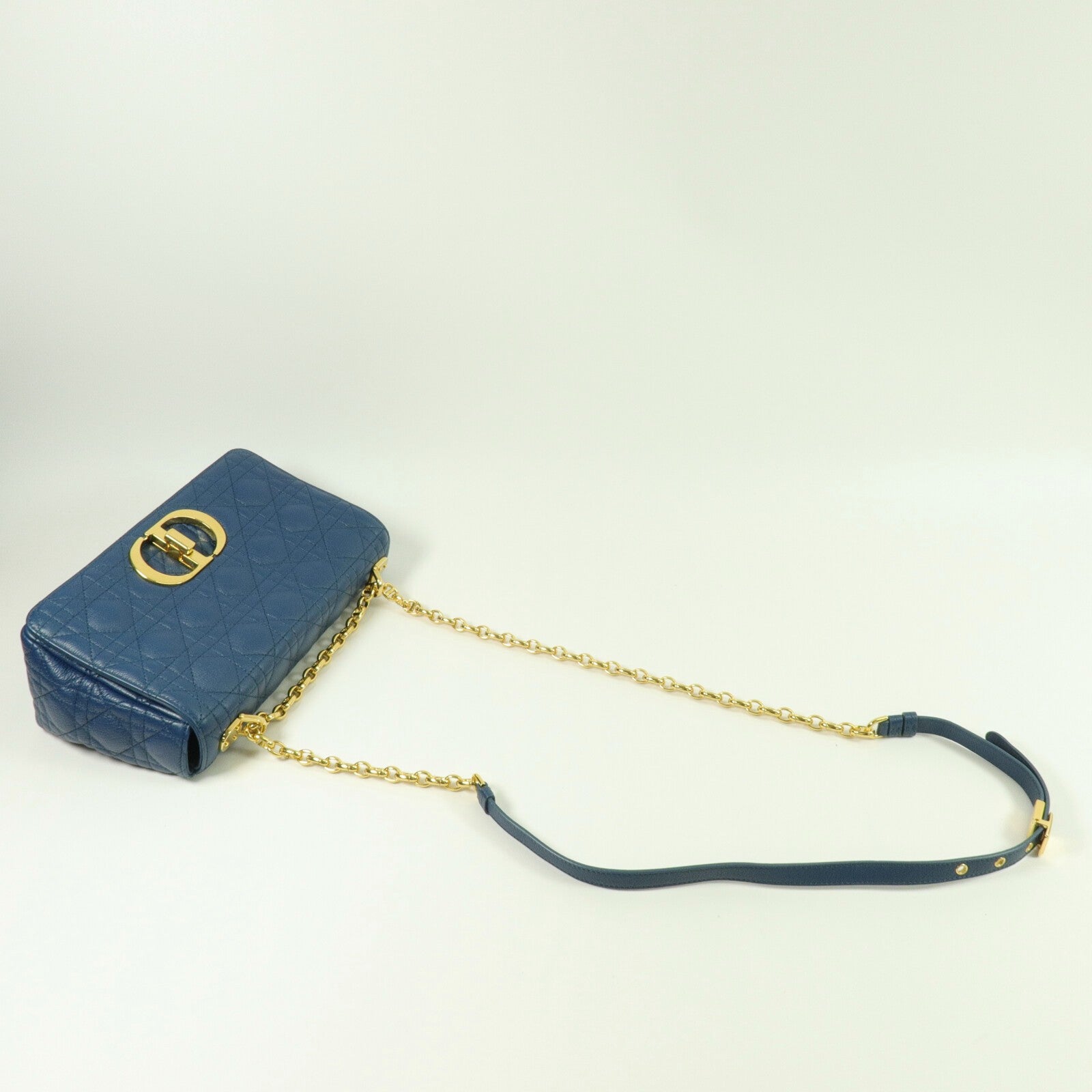 Dior 牛皮皮革Caro Medium鏈帶肩背袋