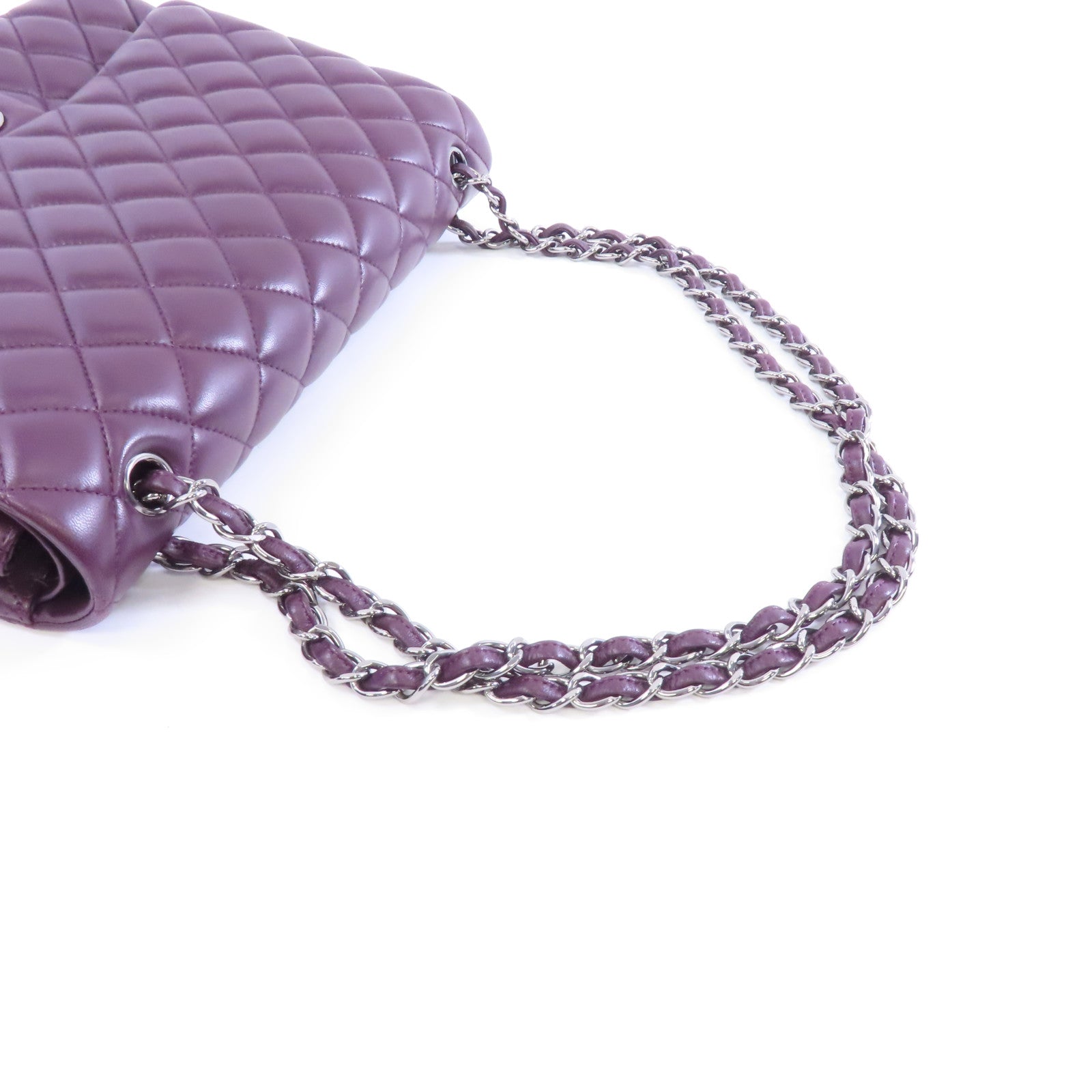CHANEL 手袋　紫 Chanel 22 Handbag 22S Calfskin Purple in Calfskin Leather