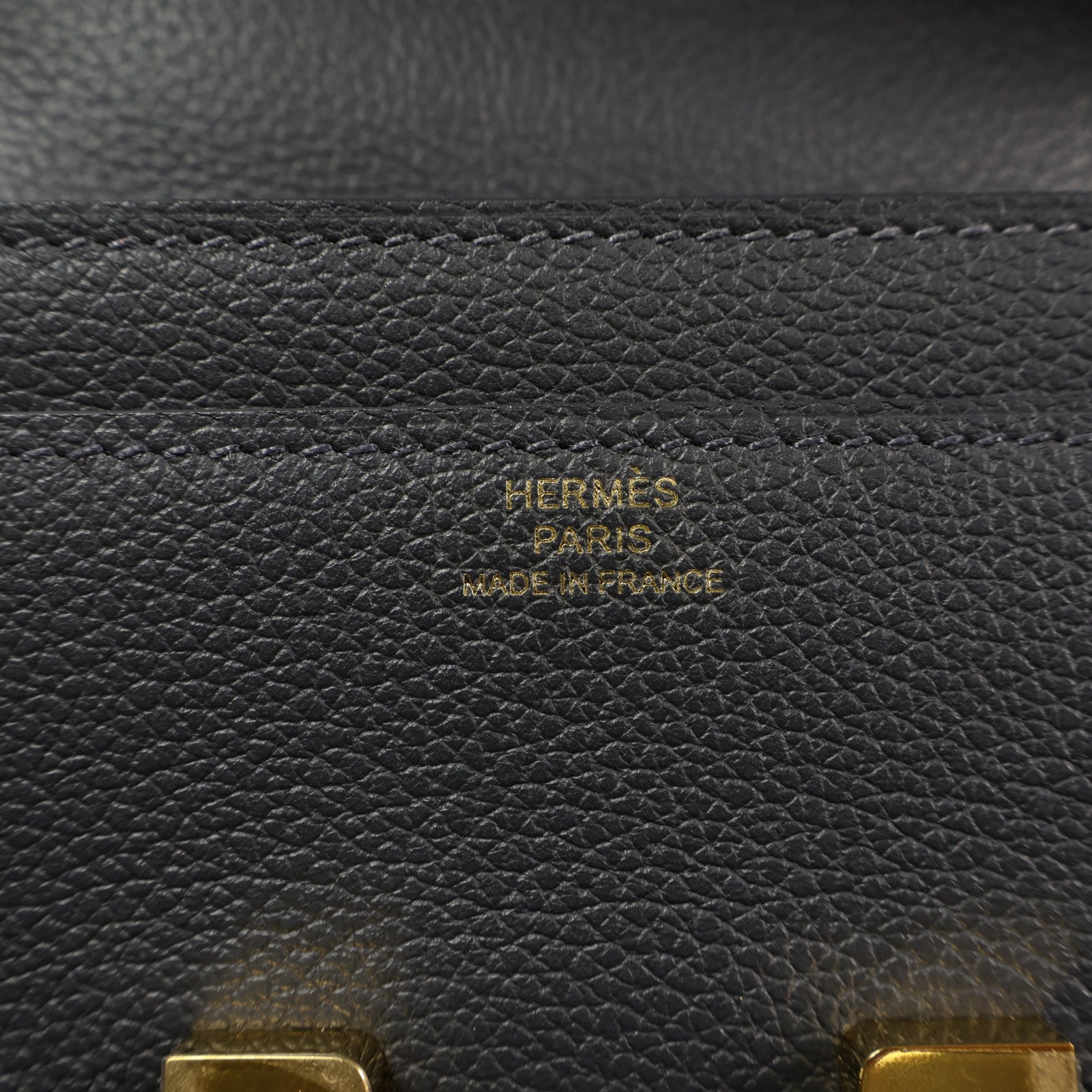 HERMES Evercolor皮革Constance To Go金扣肩背袋