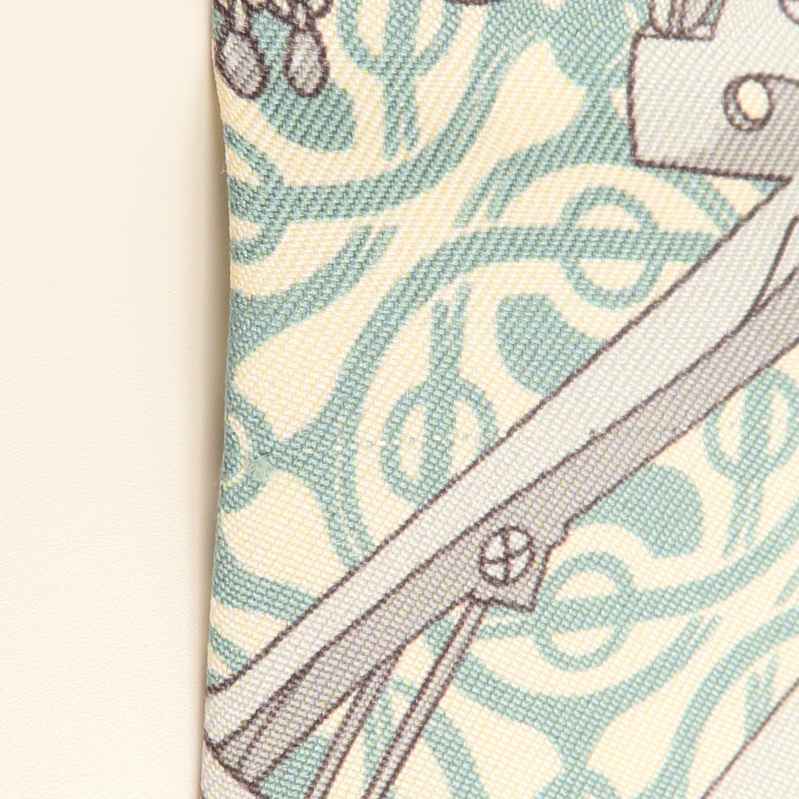 HERMES 絲質Twilly絲巾