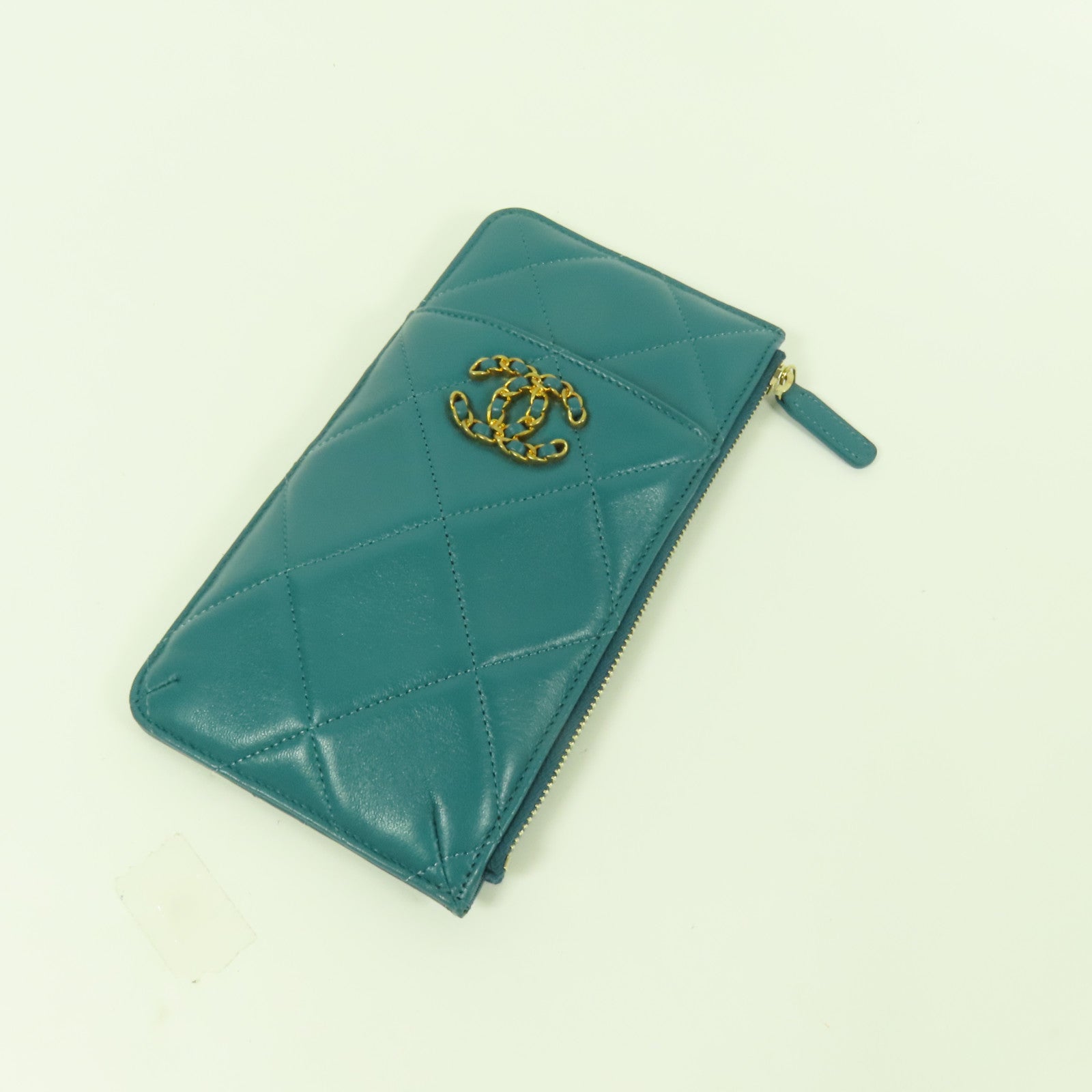 CHANEL 羊皮皮革C19 Wallet金扣長錢包