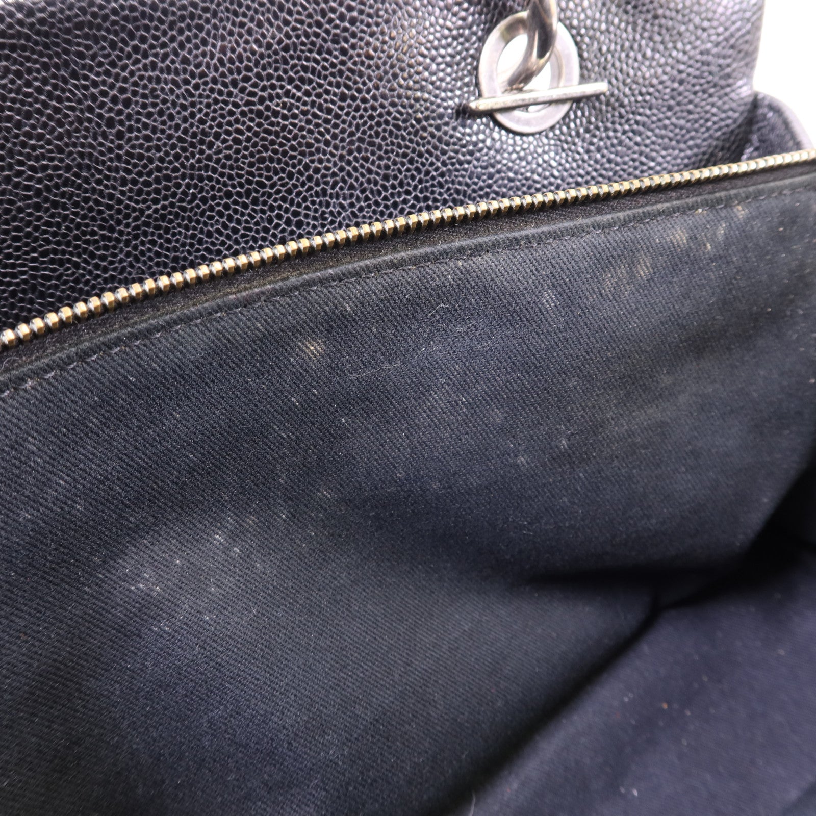 CHANEL 牛皮皮革Chic Shopping Tote銀扣肩背袋