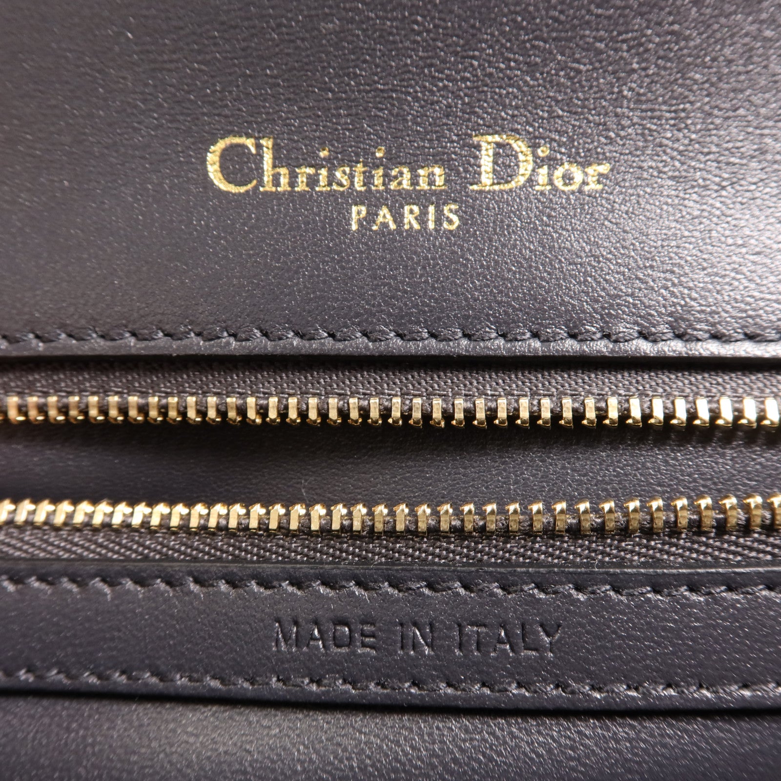 Dior 漆皮皮革Diorama金扣鏈帶肩背袋