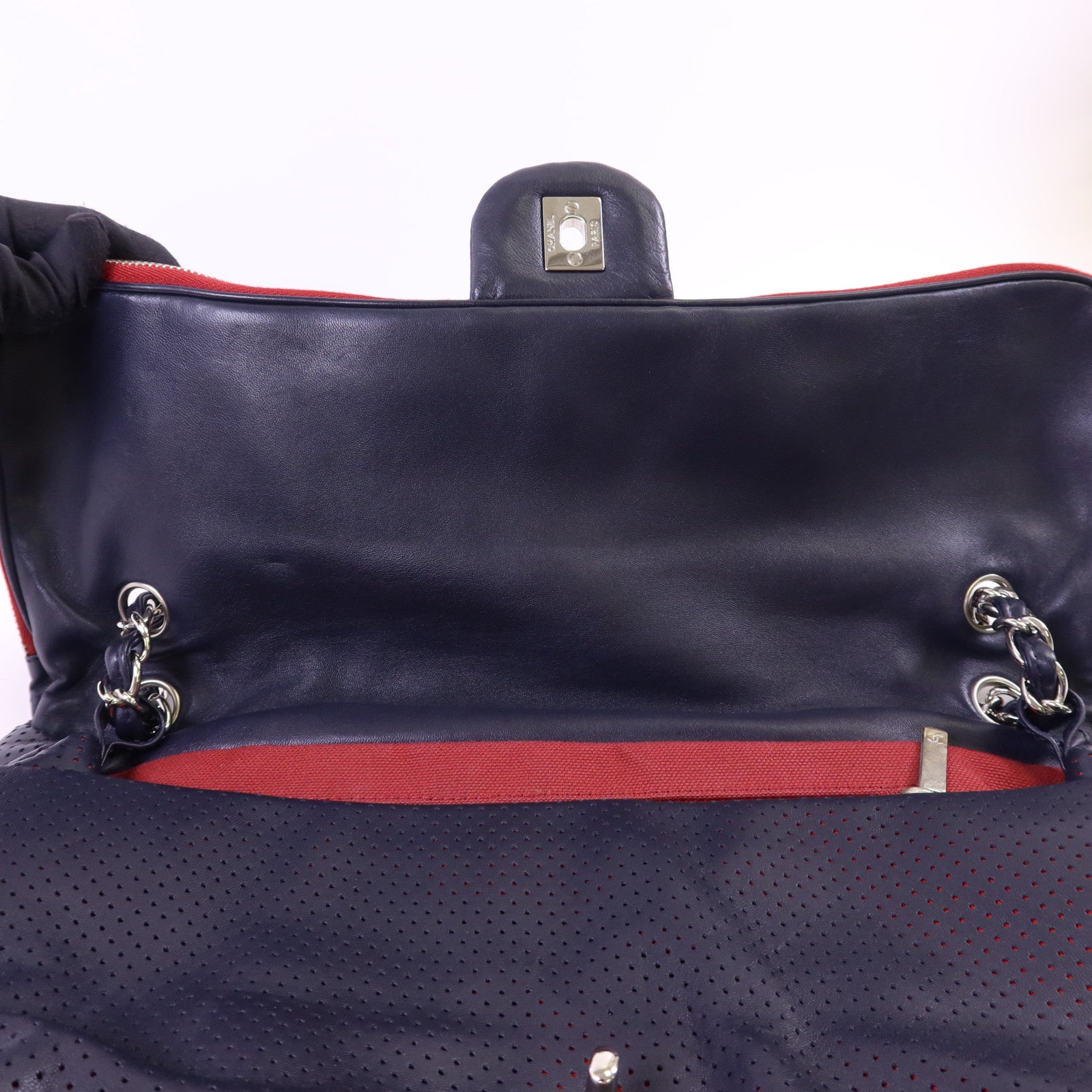 CHANEL 羊皮皮革Shoulder Bag銀扣鏈帶肩背袋
