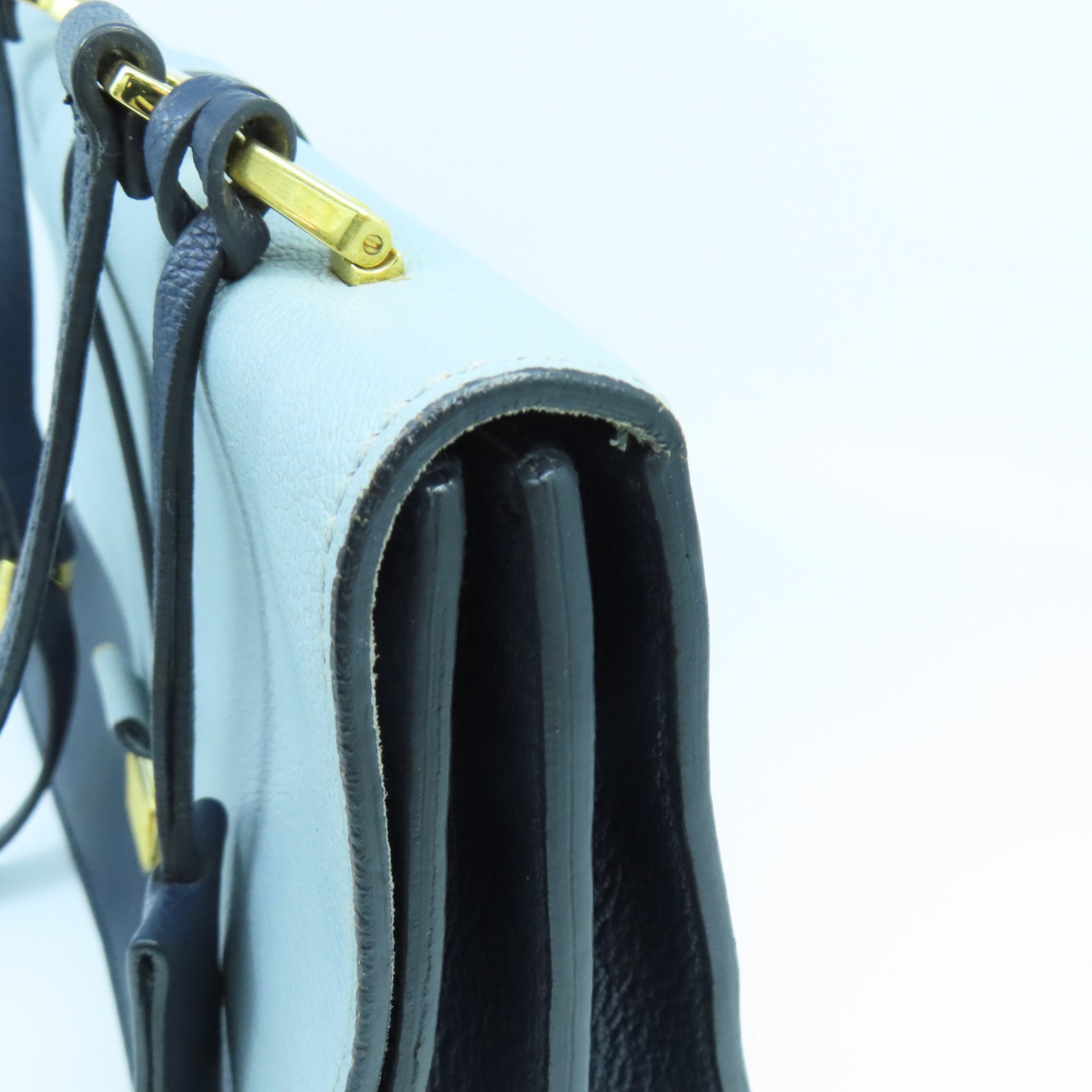 Miu Miu 牛皮皮革Shoulder Bag金扣肩背袋蓝色