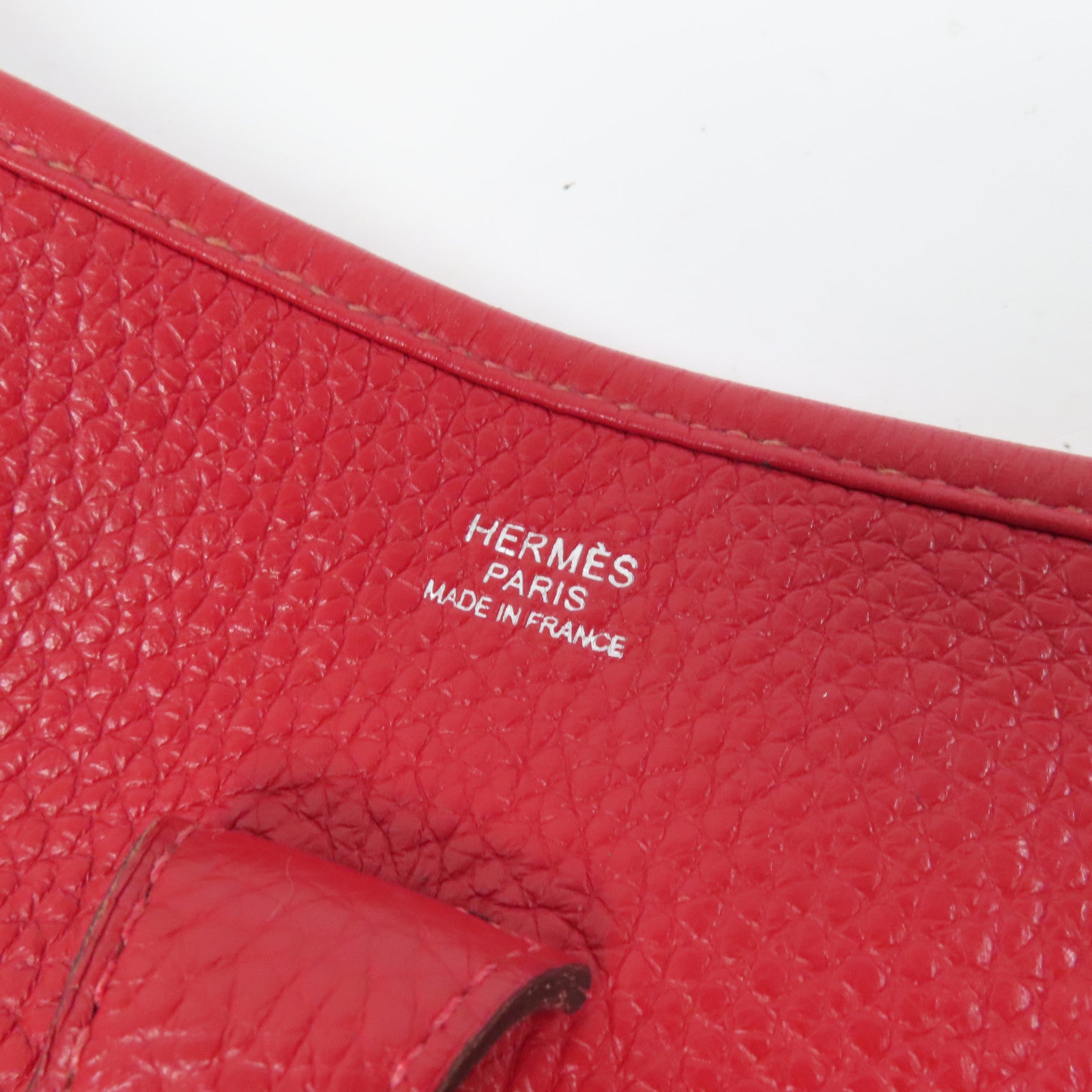 HERMES Clemence皮革Evelyne PM銀扣肩背袋Rouge Casaque法拉利紅色