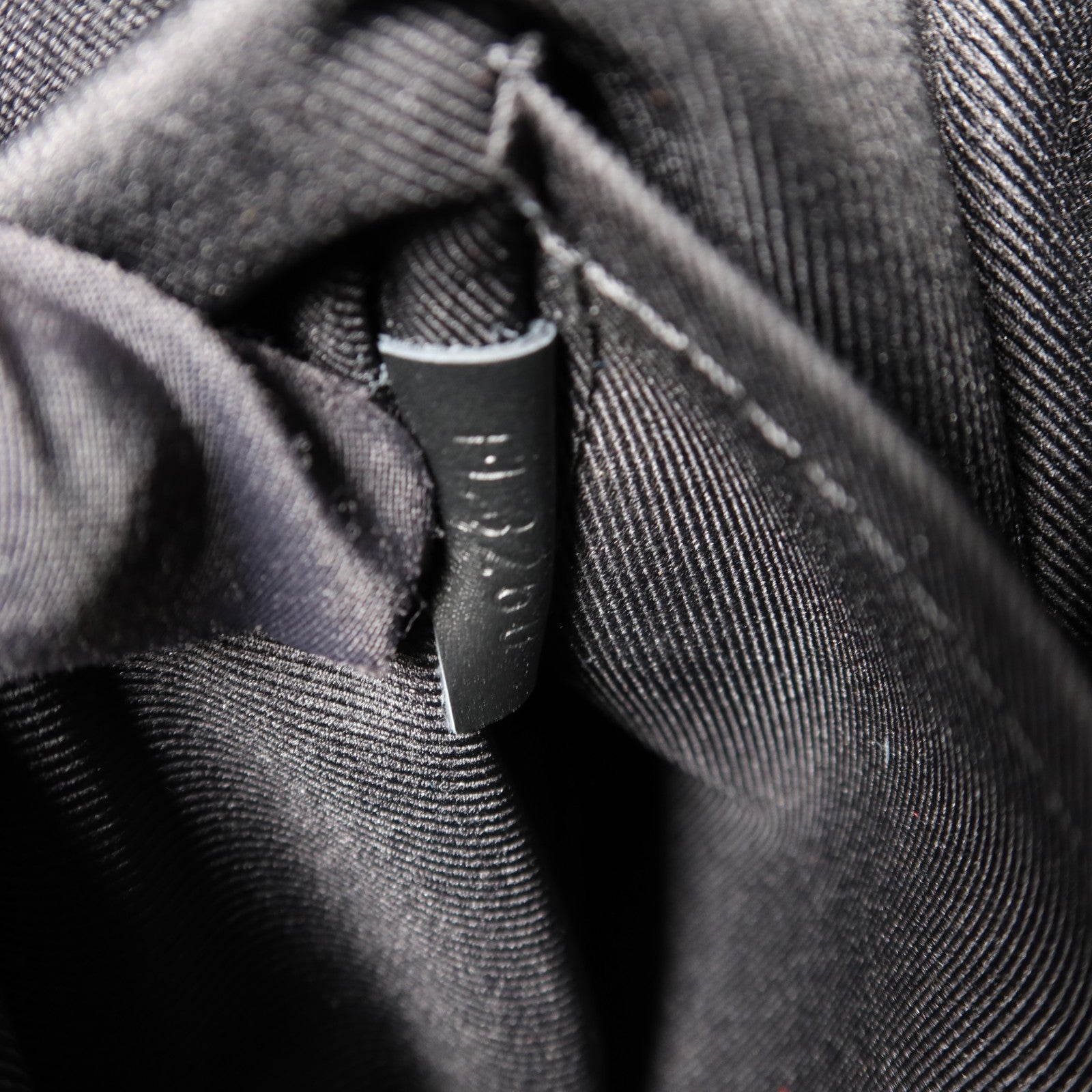 LOUIS VUITTON Monogram Odeon PM金扣肩背袋