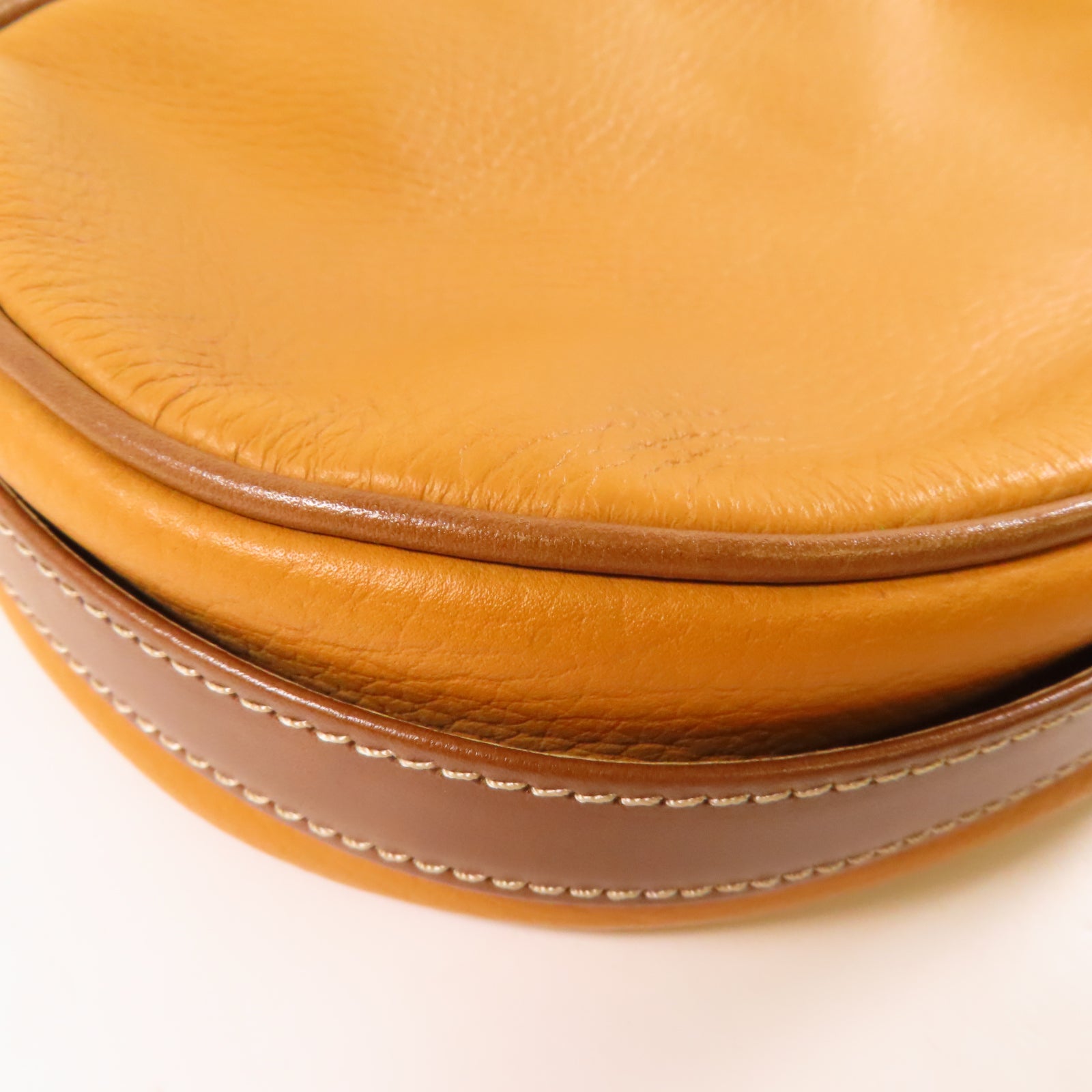 LOEWE 牛皮皮革Vintage Shoulder Bag金扣肩背袋啡色