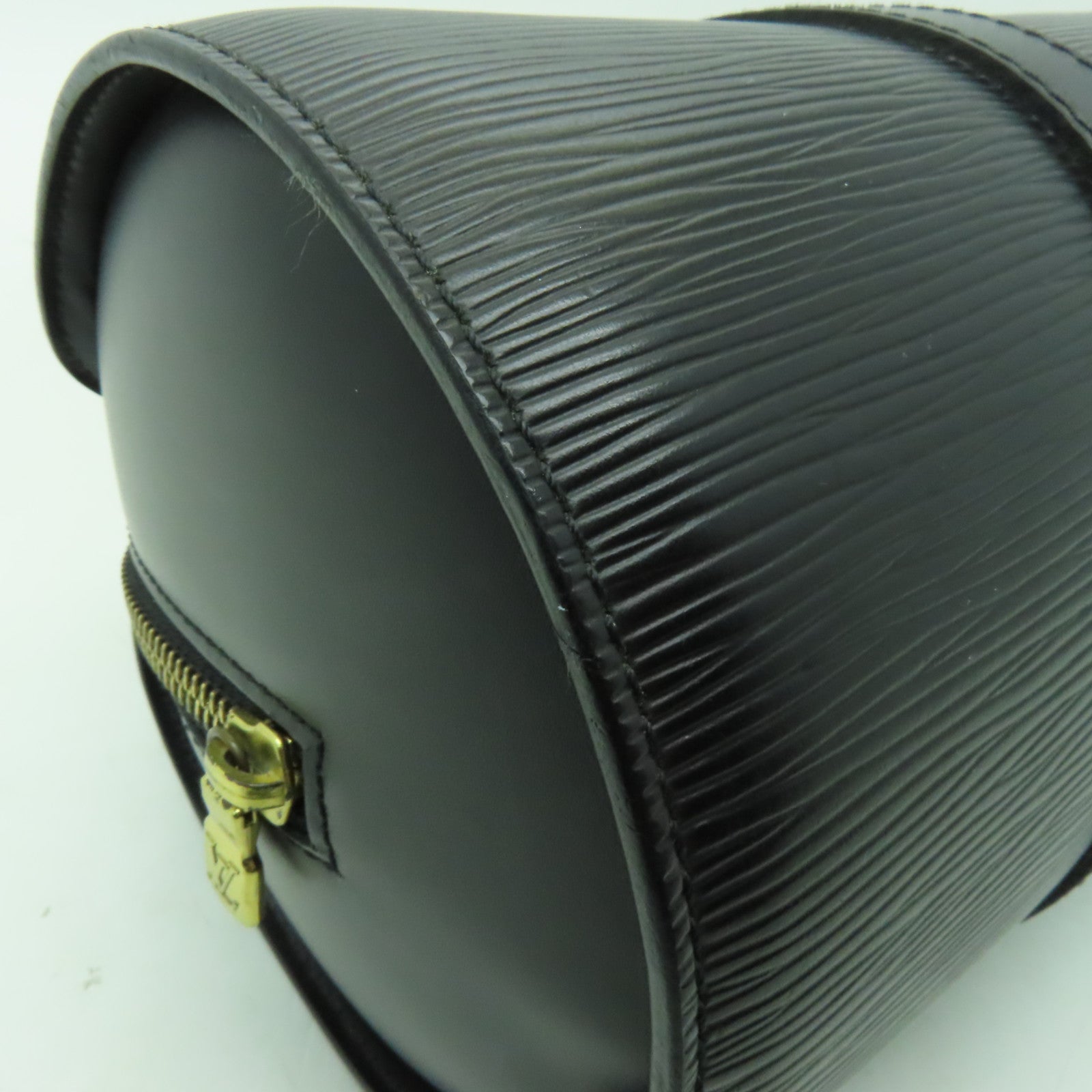 LOUIS VUITTON 【激減優惠】Epi Soufflot金扣手挽袋黒色