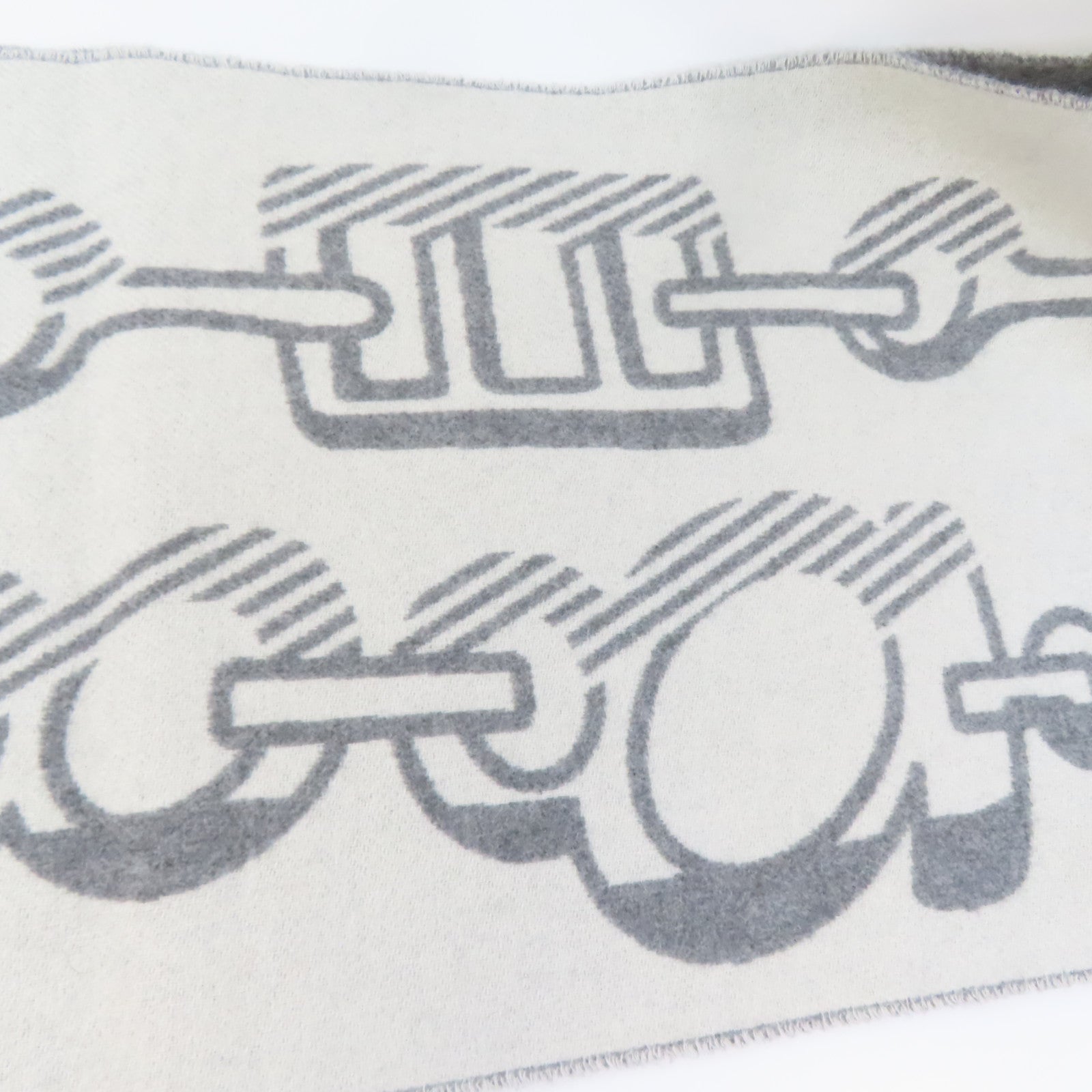 HERMES 羊絨Scarf圍巾白色/灰色